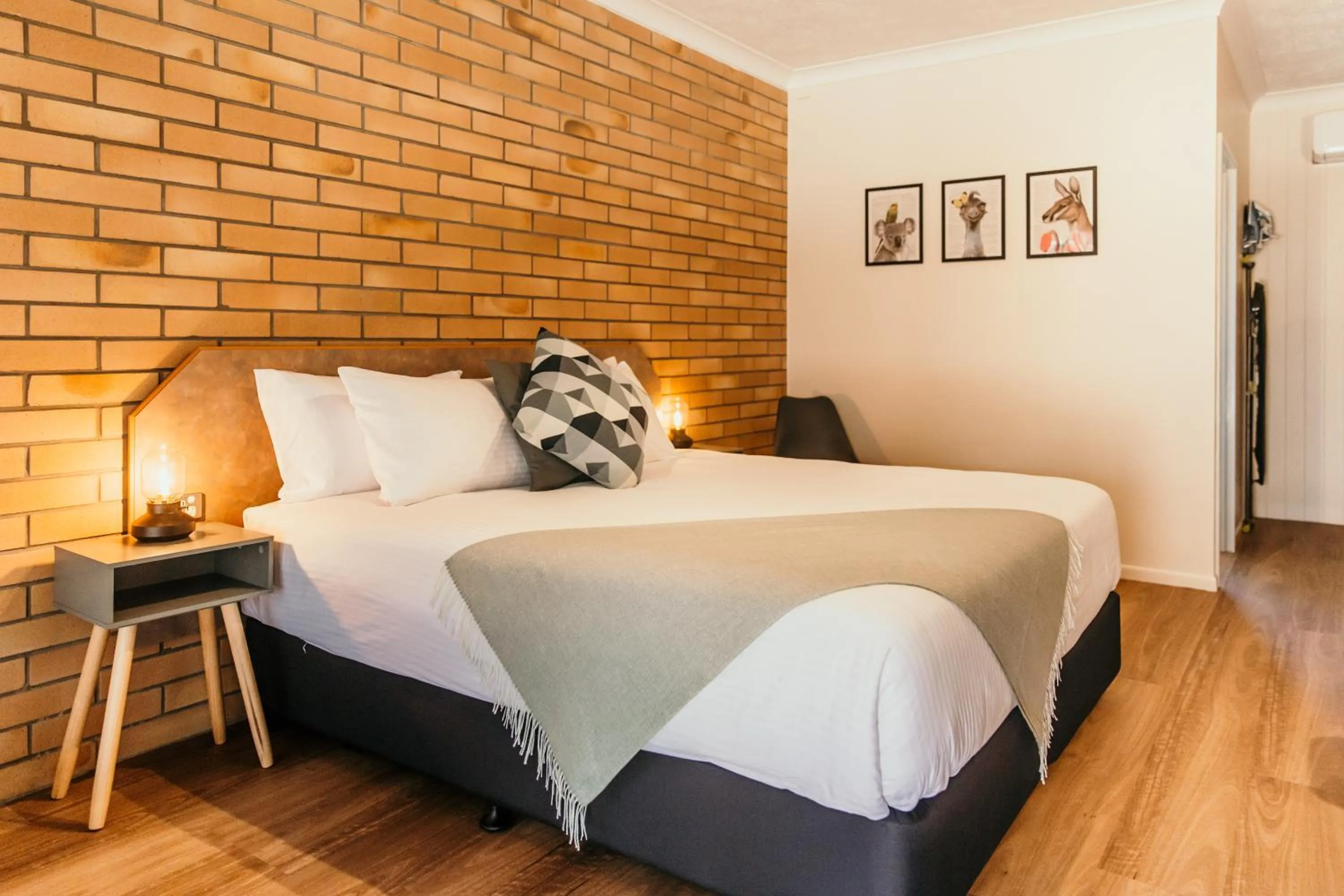 Bed in Oasis Motor Inn Blackall