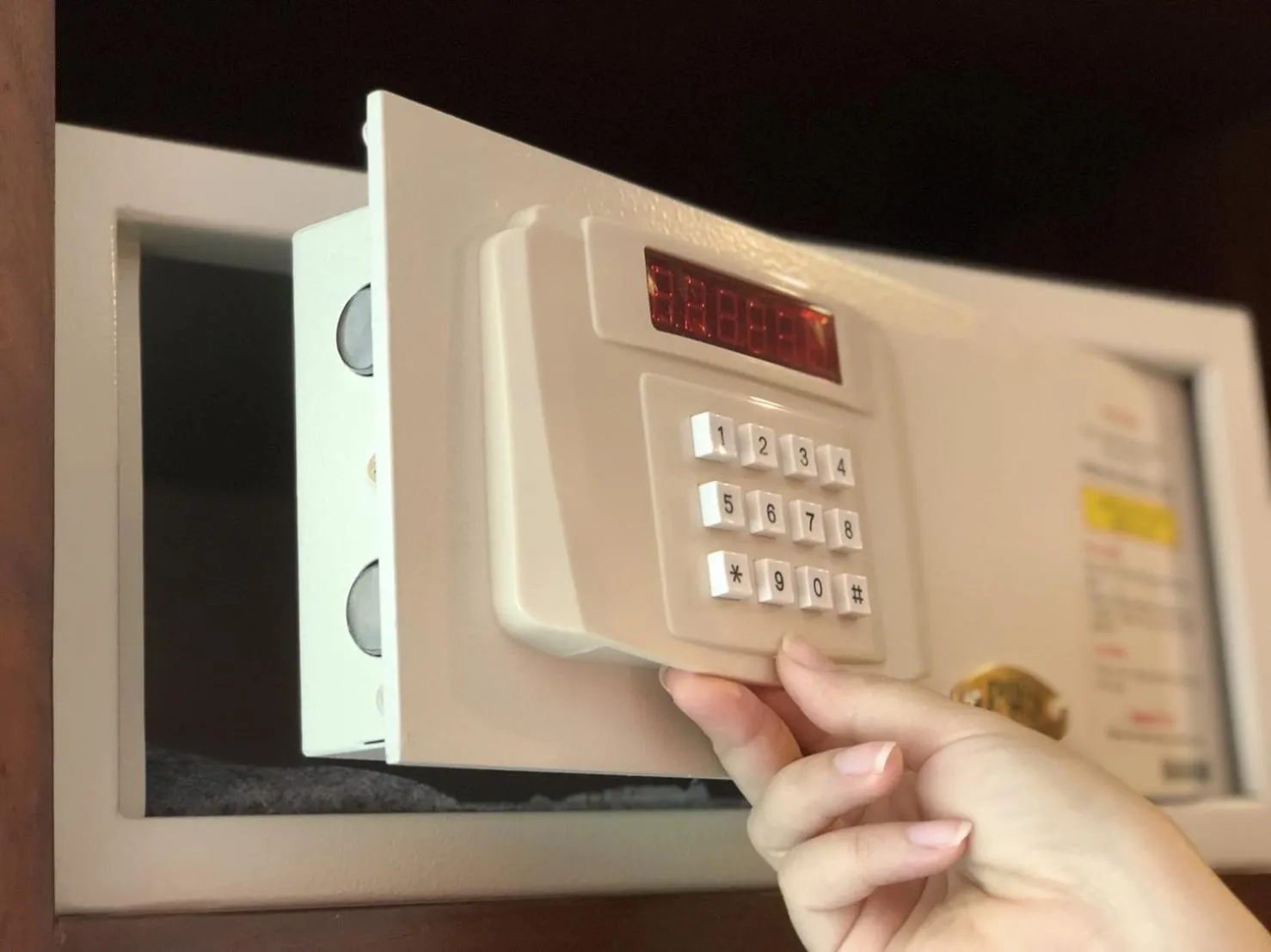 safe in WE Valley Hotel