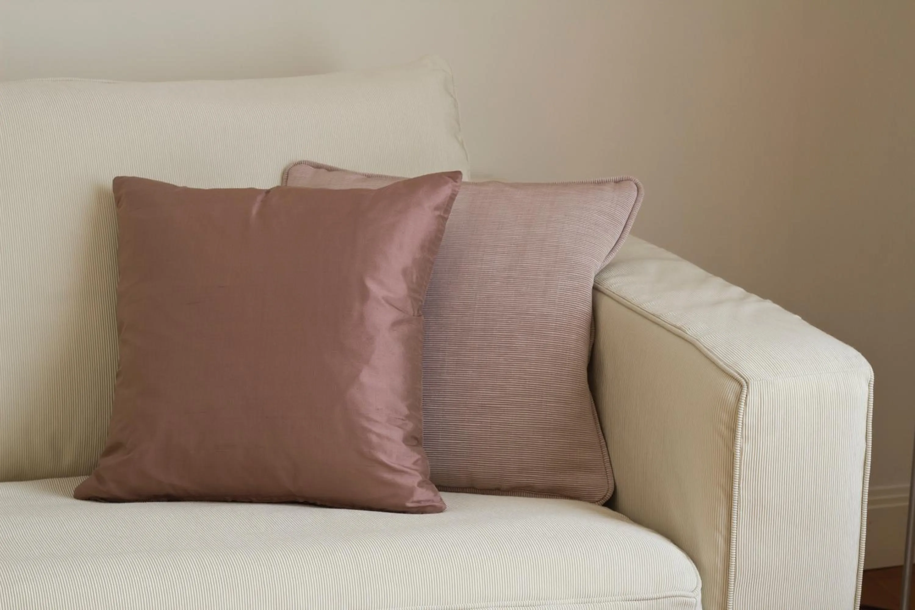 Decorative detail, Bed in Residence Hilda