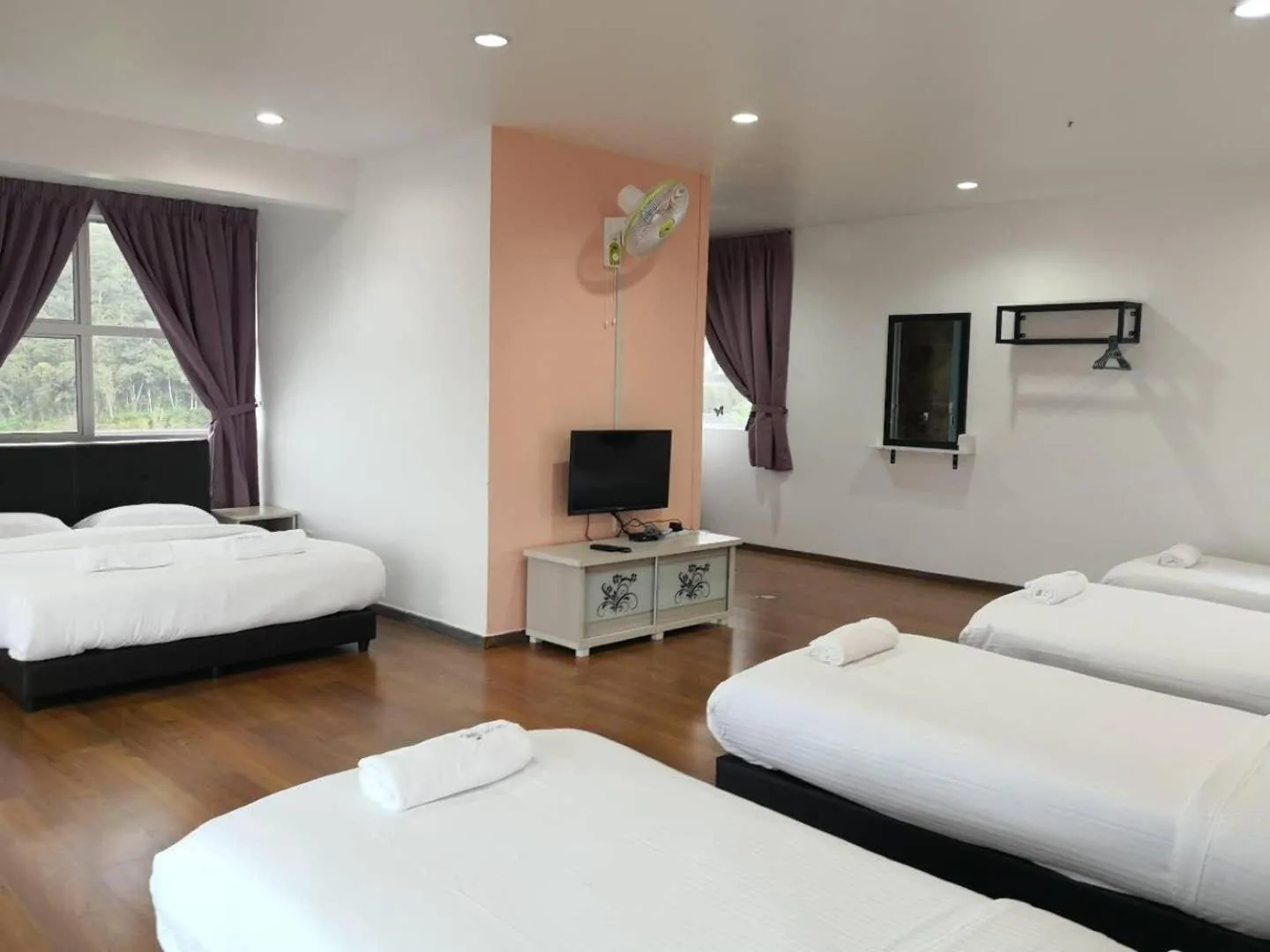 Bed in Dear Dino Villa Cameron Highlands