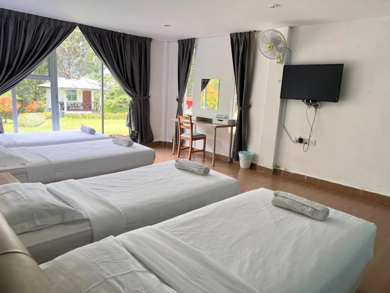 Bed in Dear Dino Villa Cameron Highlands