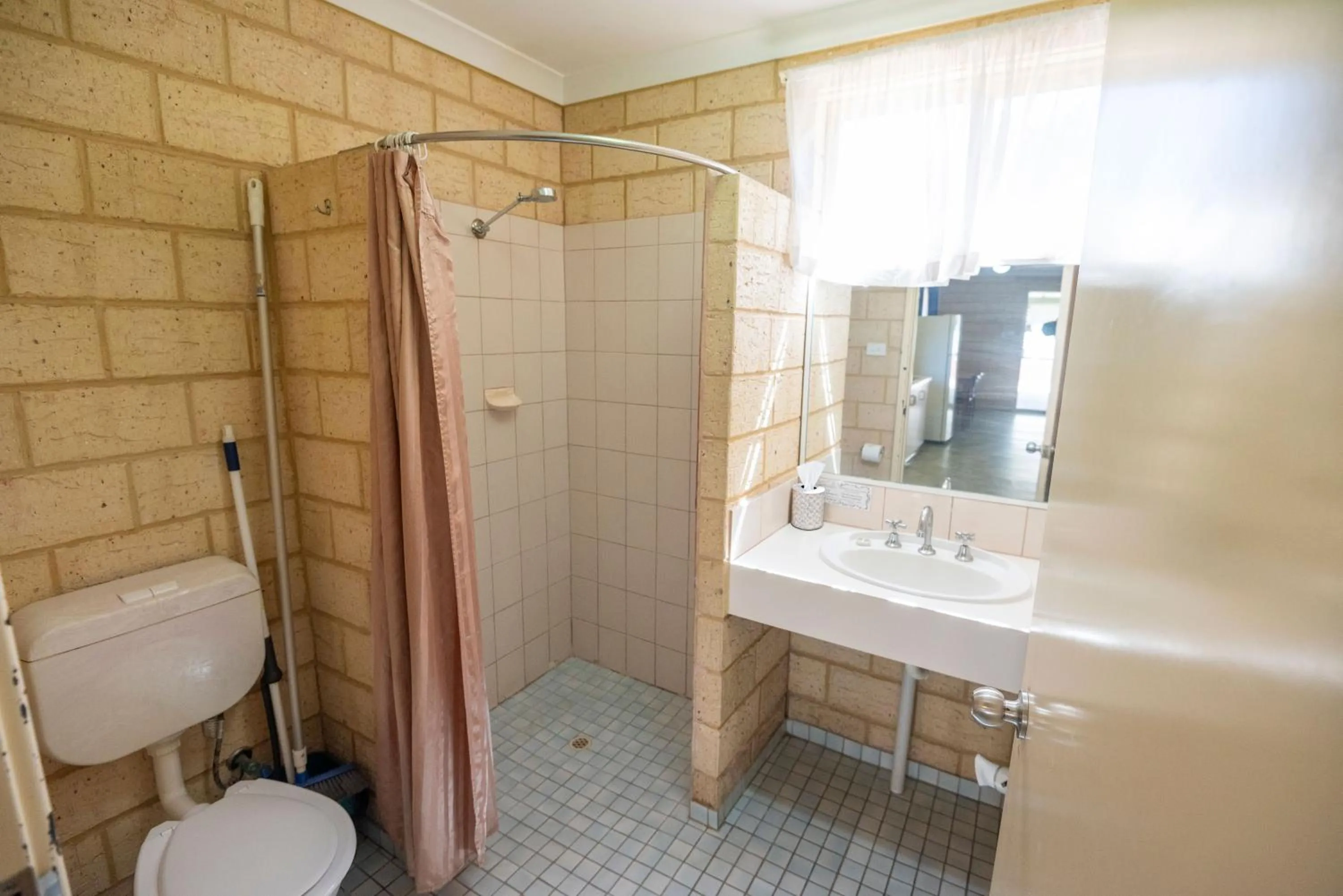 Bathroom in Belair Gardens Caravan Park