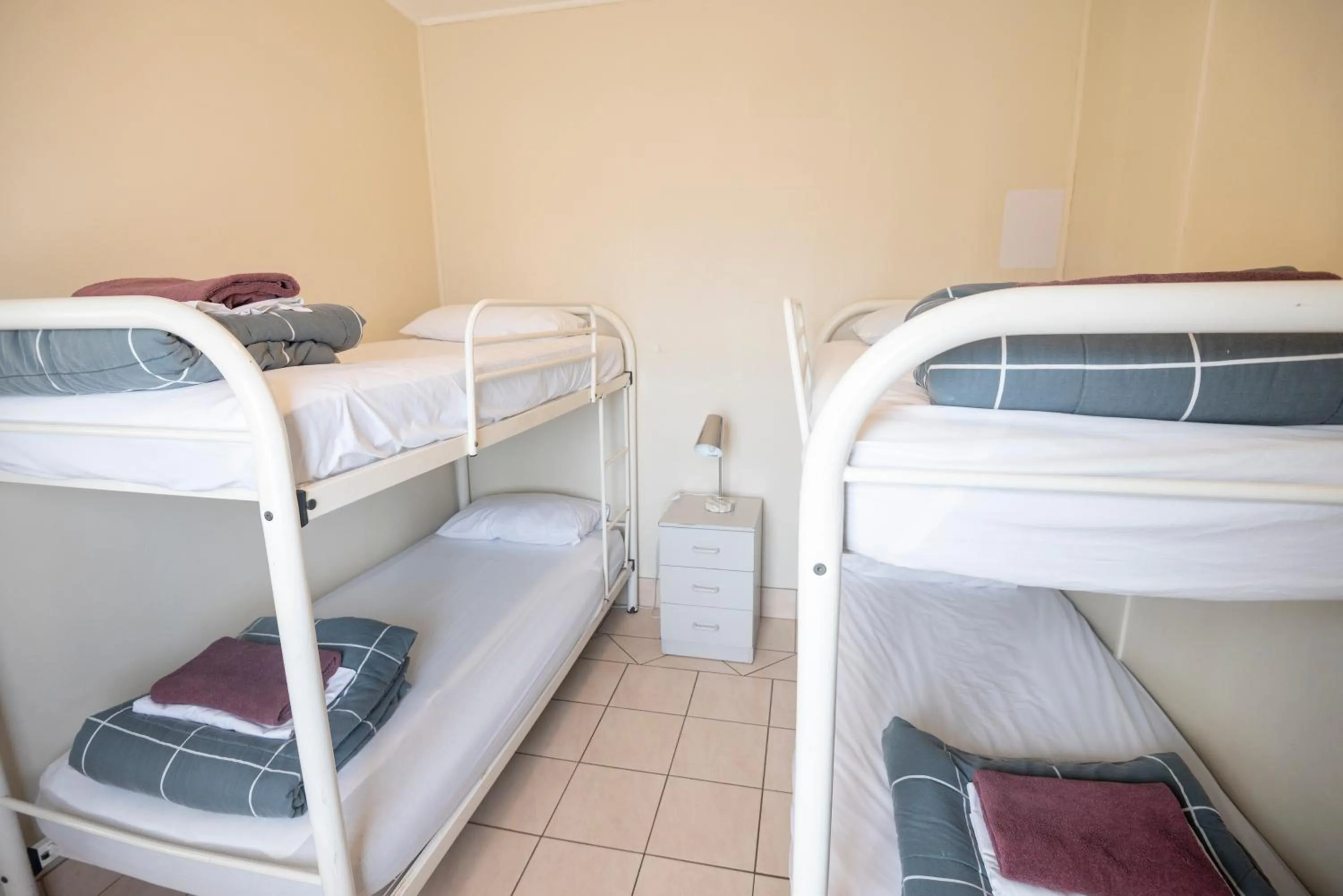 Bedroom, Bed in Belair Gardens Caravan Park
