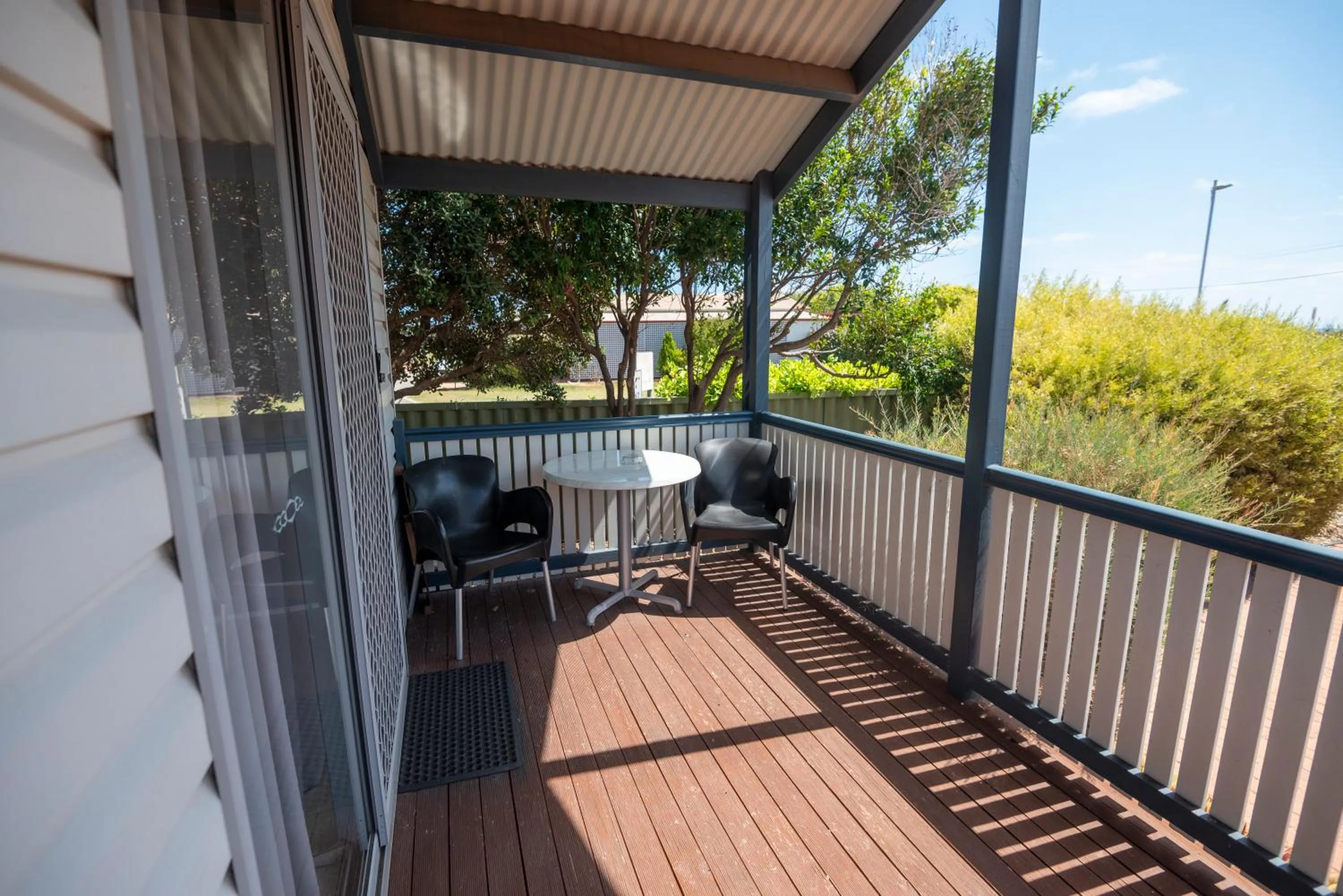 Balcony/Terrace in Belair Gardens Caravan Park