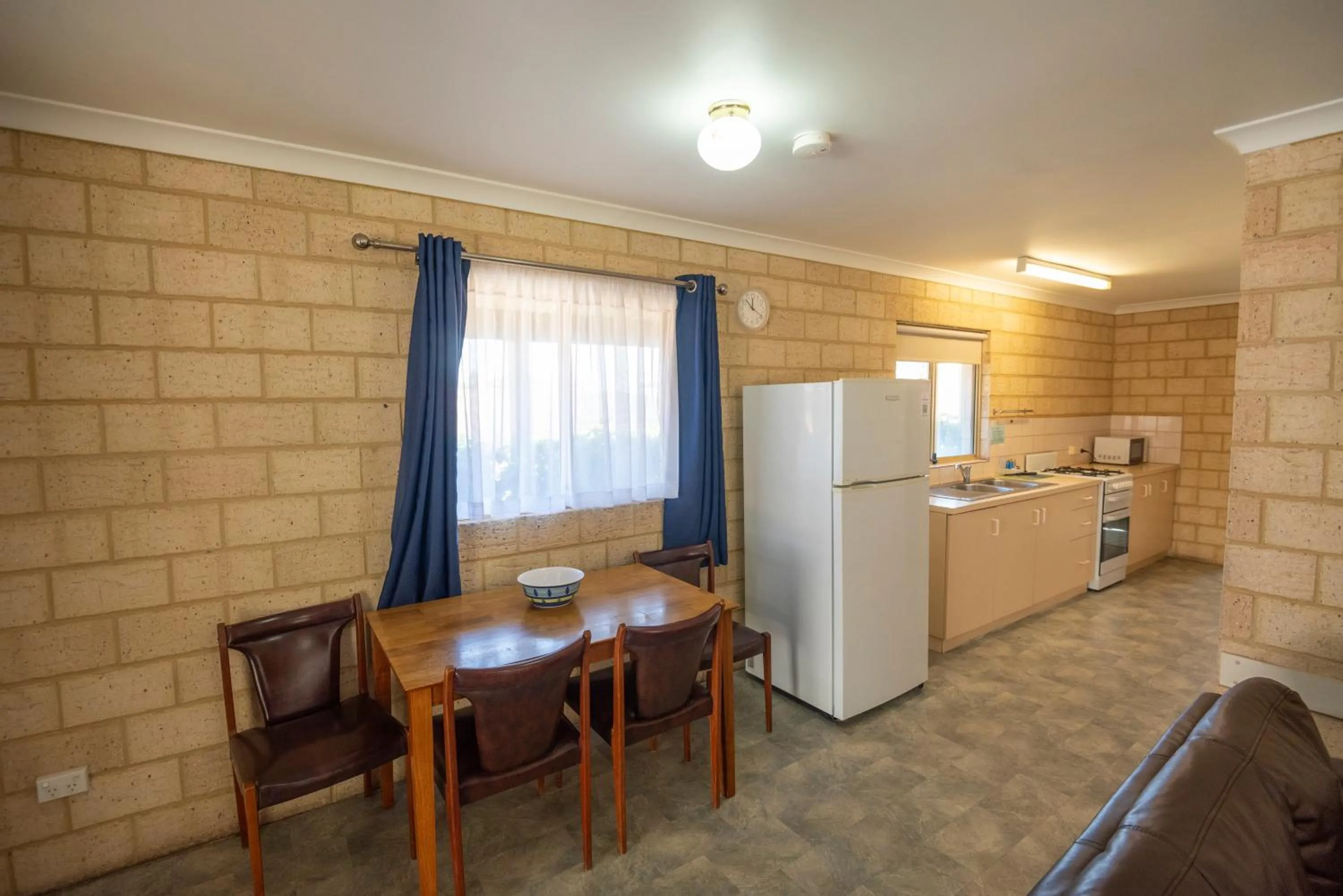 Kitchen or kitchenette in Belair Gardens Caravan Park