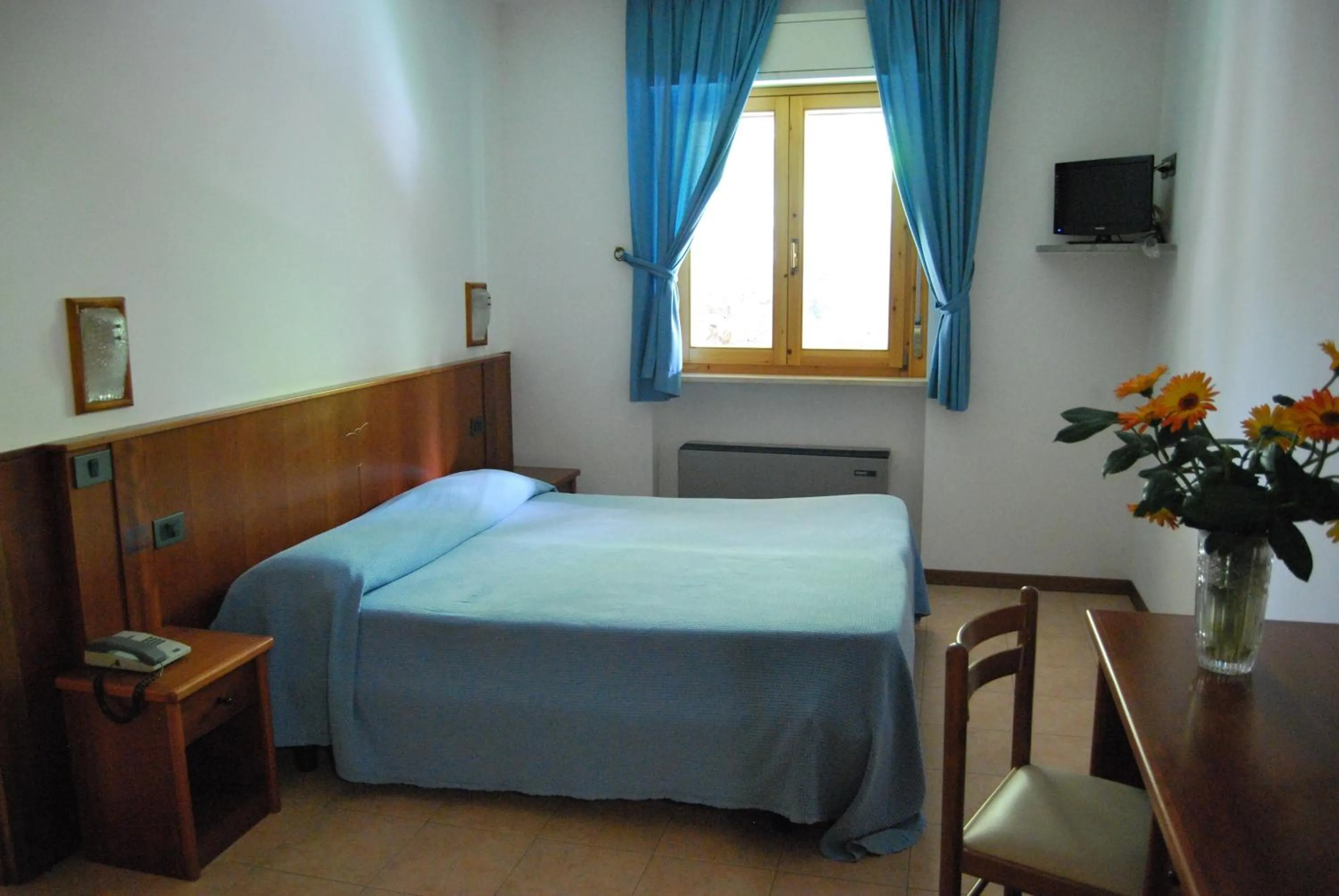 Bed in Hotel Ristorante Il Gabbiano