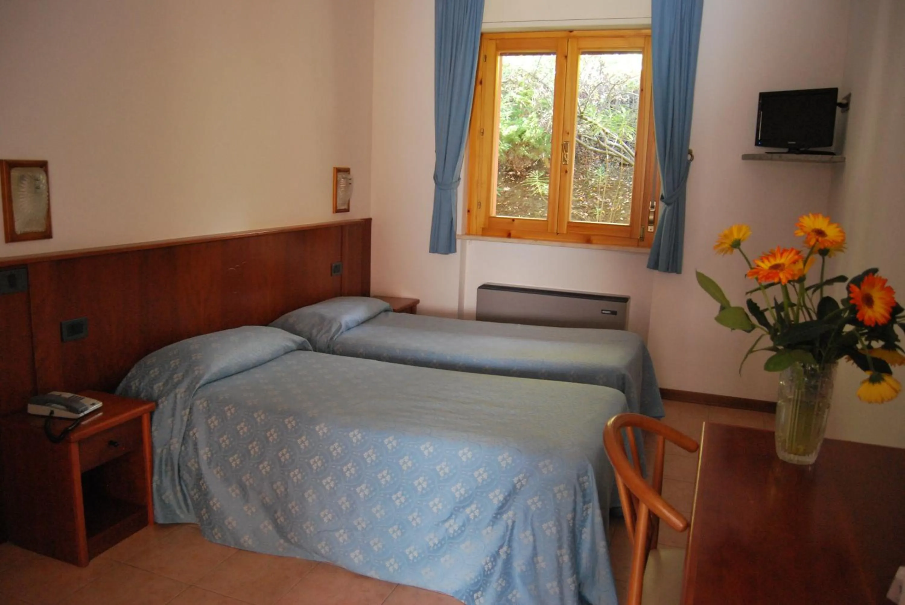 Bed in Hotel Ristorante Il Gabbiano