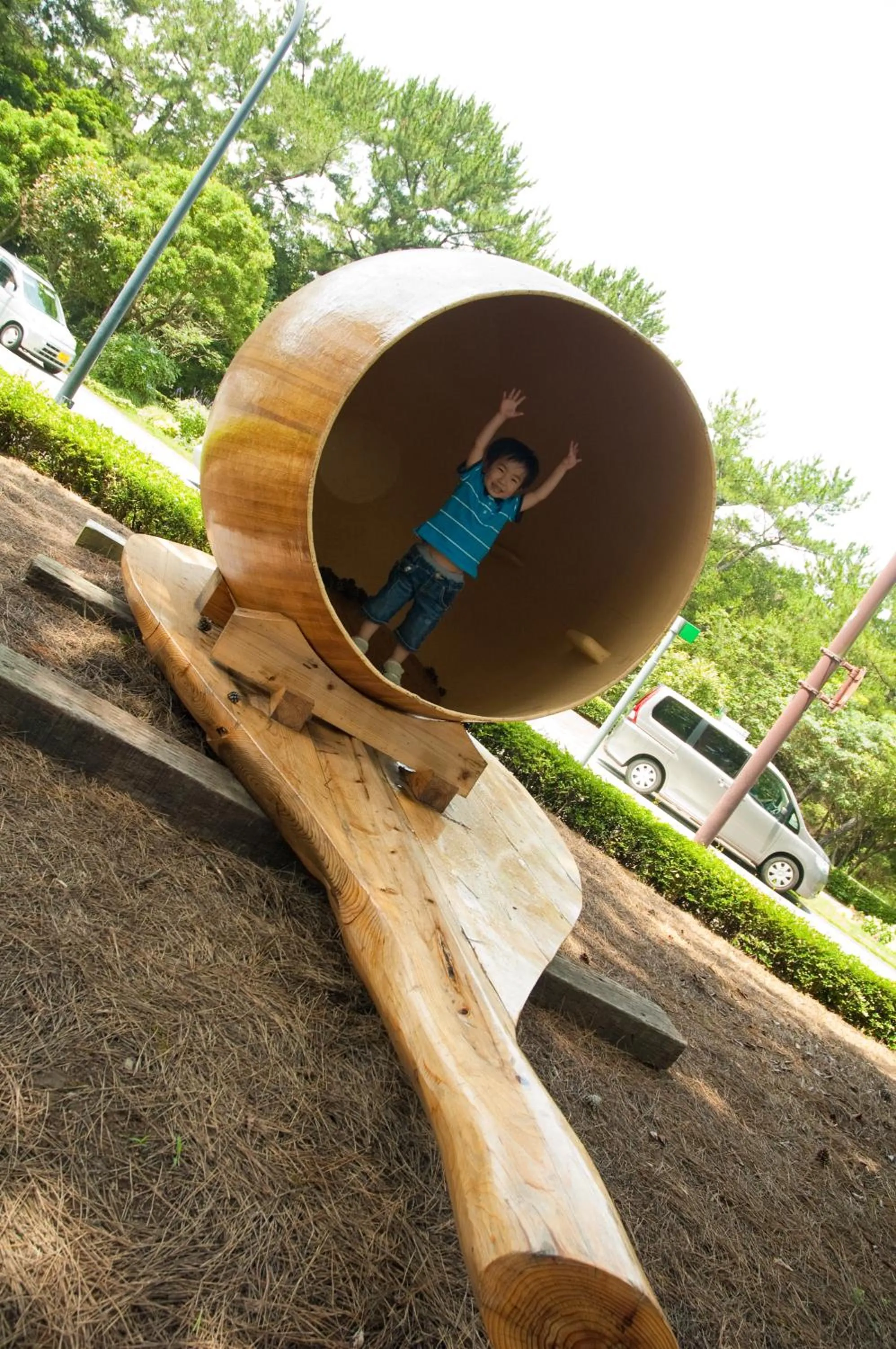 young children in Luxze Hitotsuba/Cottage Himuka