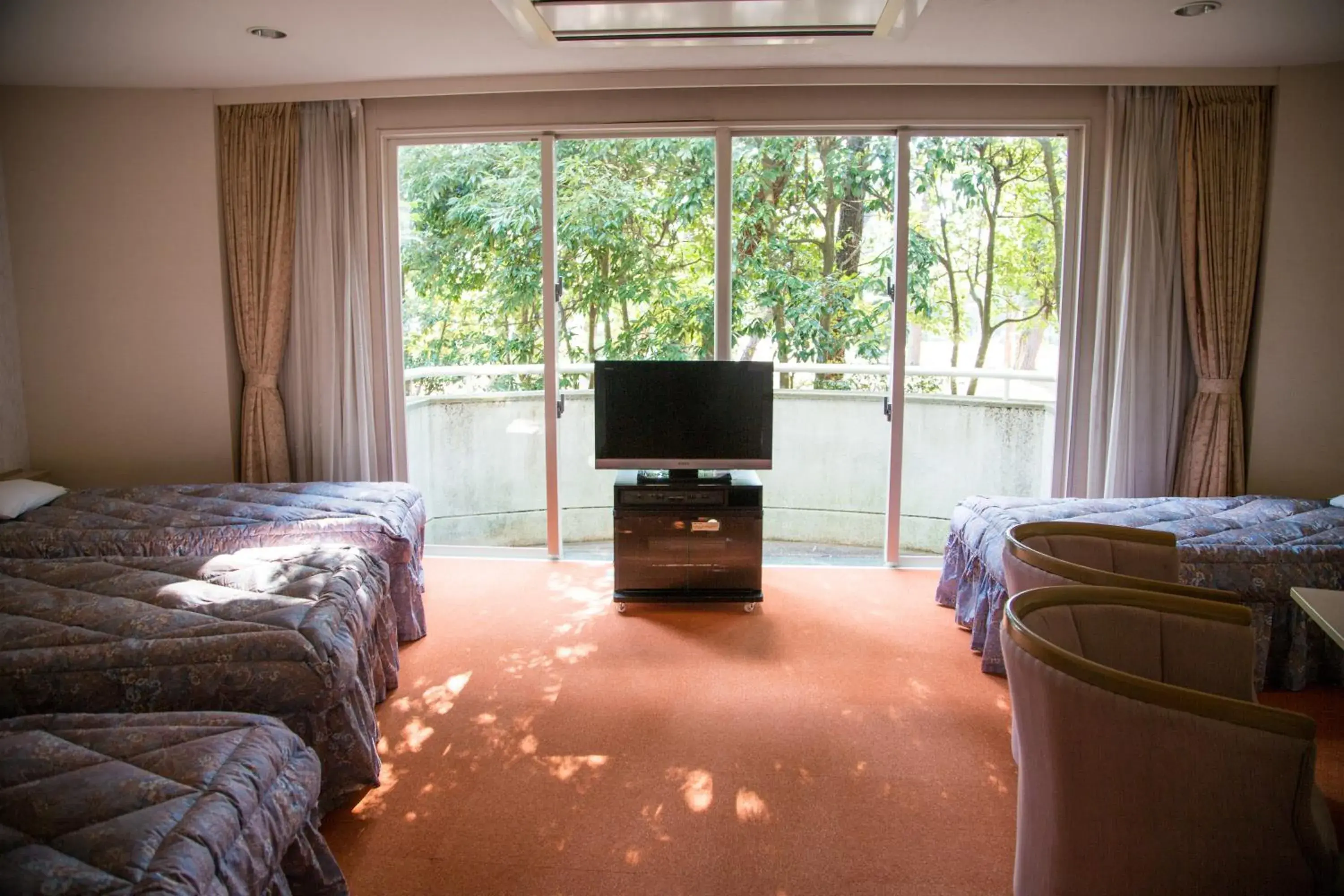 Twin Room - "Cottage Himuka" in Seagaia Forest Cottages Twin Room - "Cottage Himuka" in Seagaia Forest Cottages