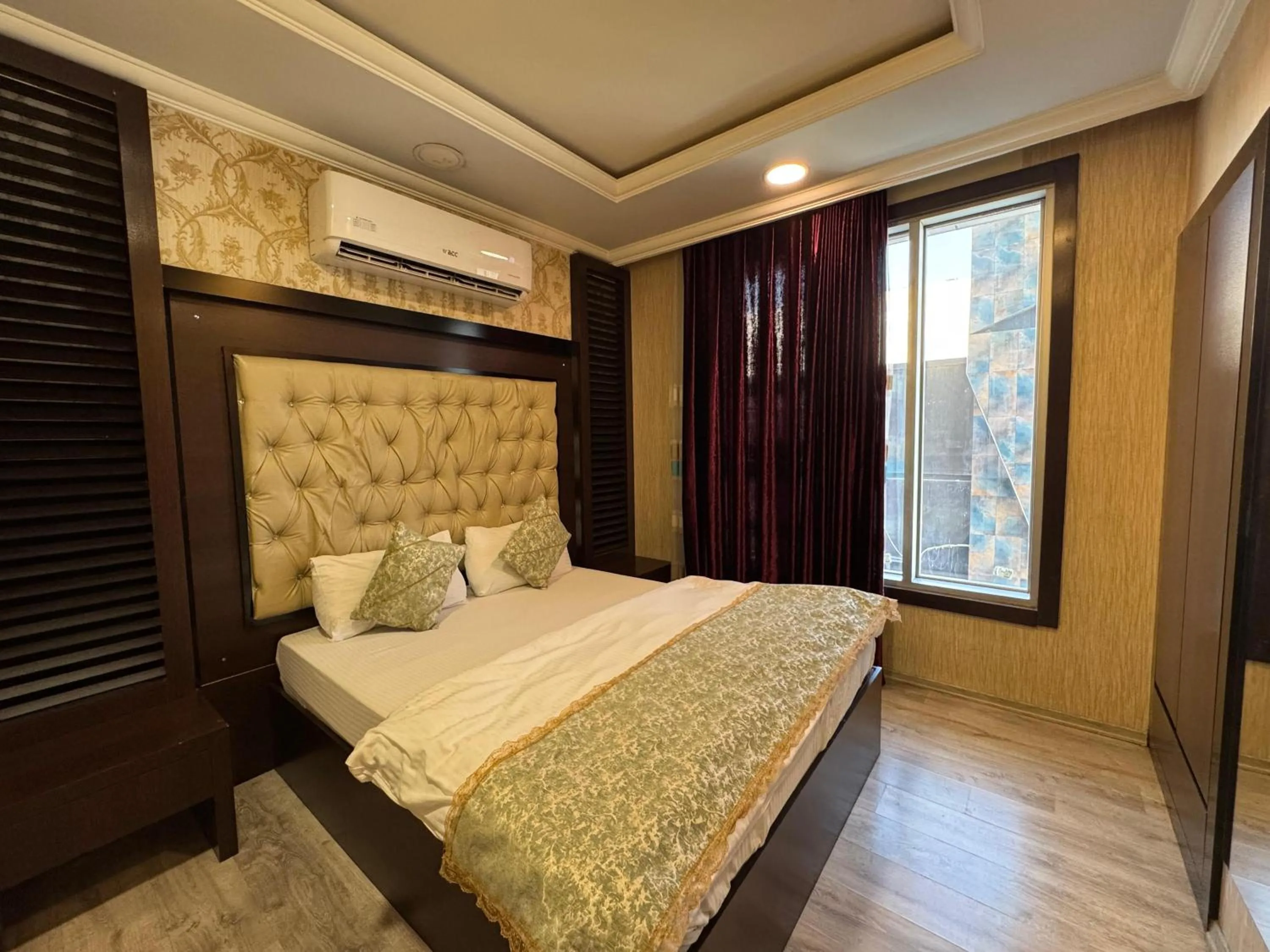 Deluxe Suite in Al Jawahiri Hotel