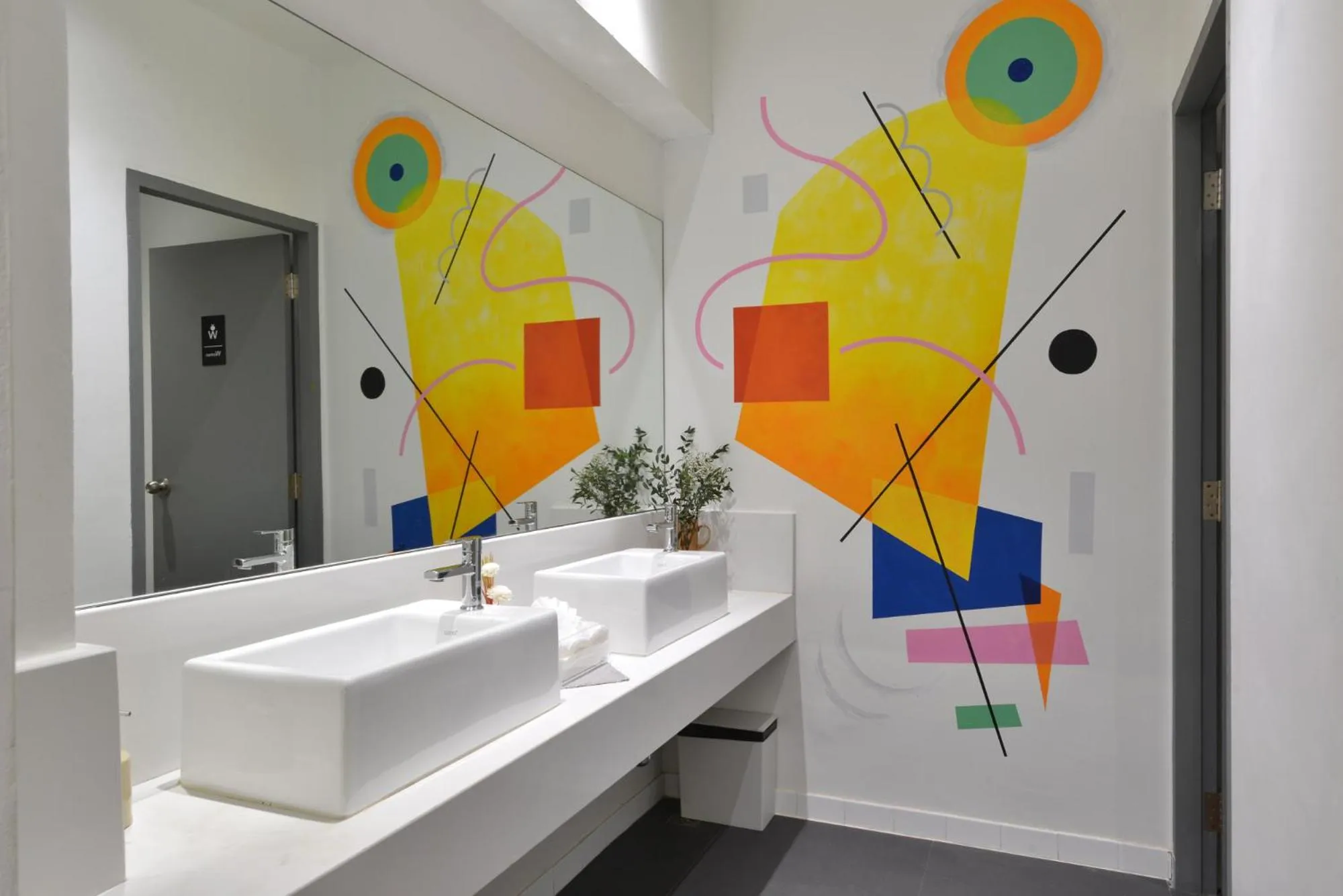 Lobby or reception in Tiang Capsule