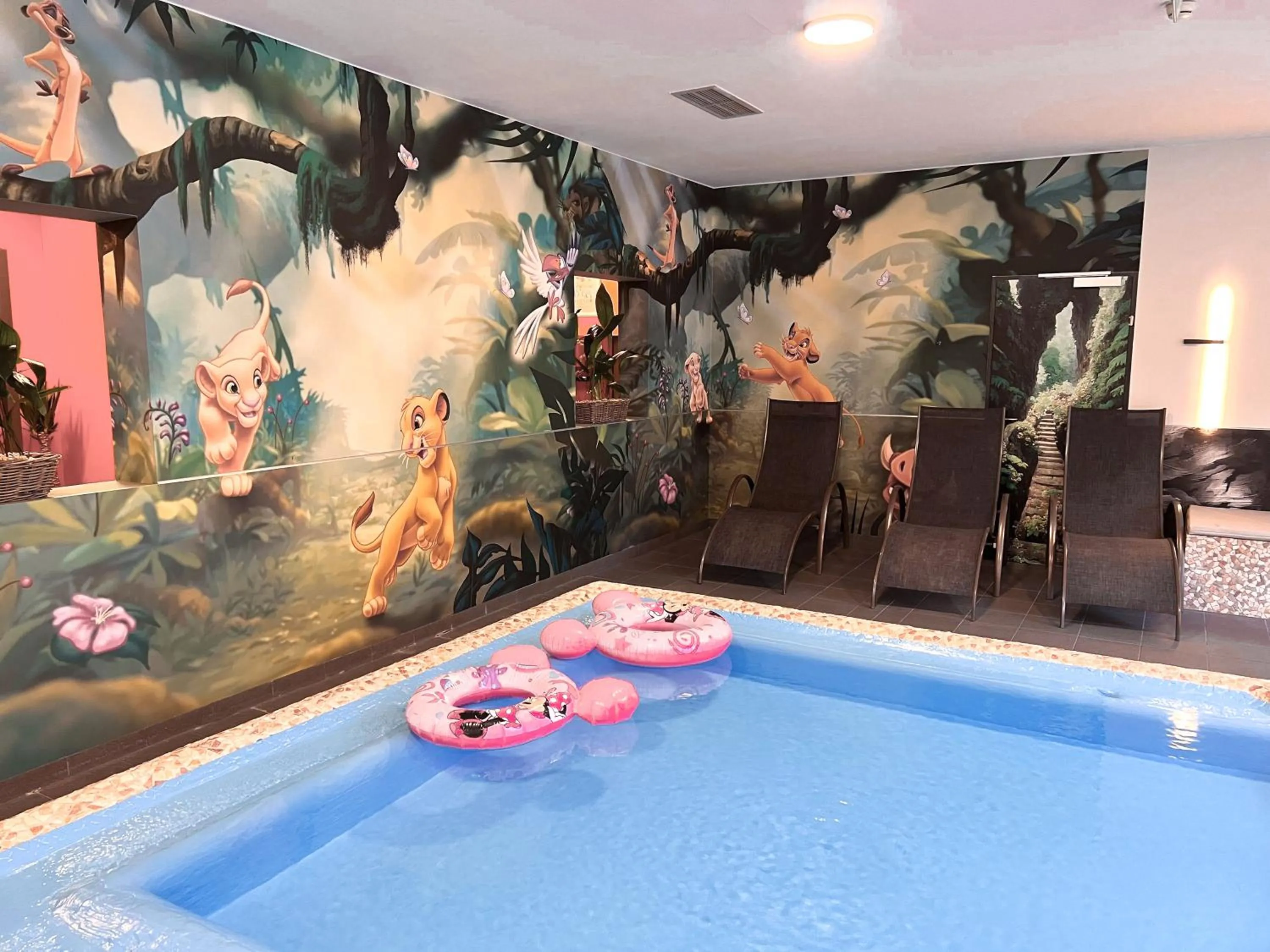 Spa and wellness centre/facilities in AlpenParks Apartment & Ferienresort Rehrenberg Viehhofen