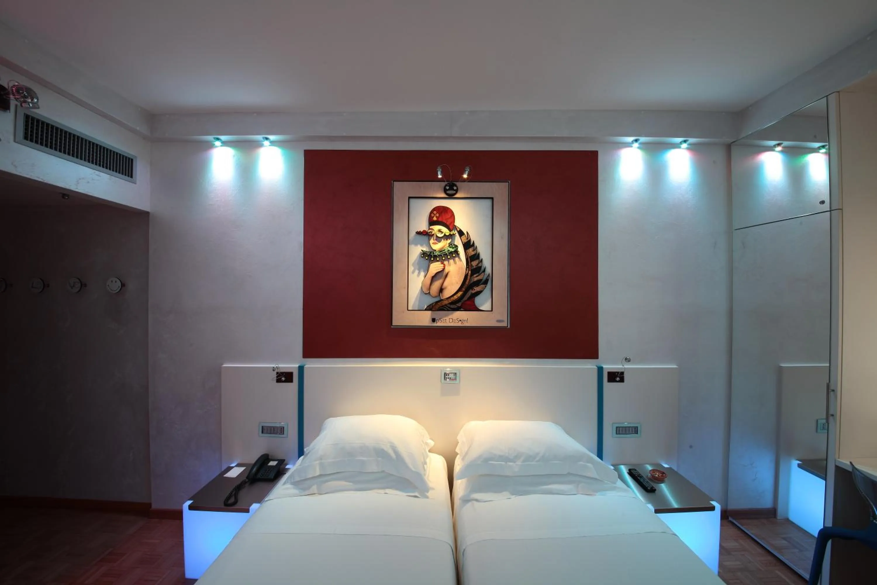 Photo of the whole room in Hotel Star