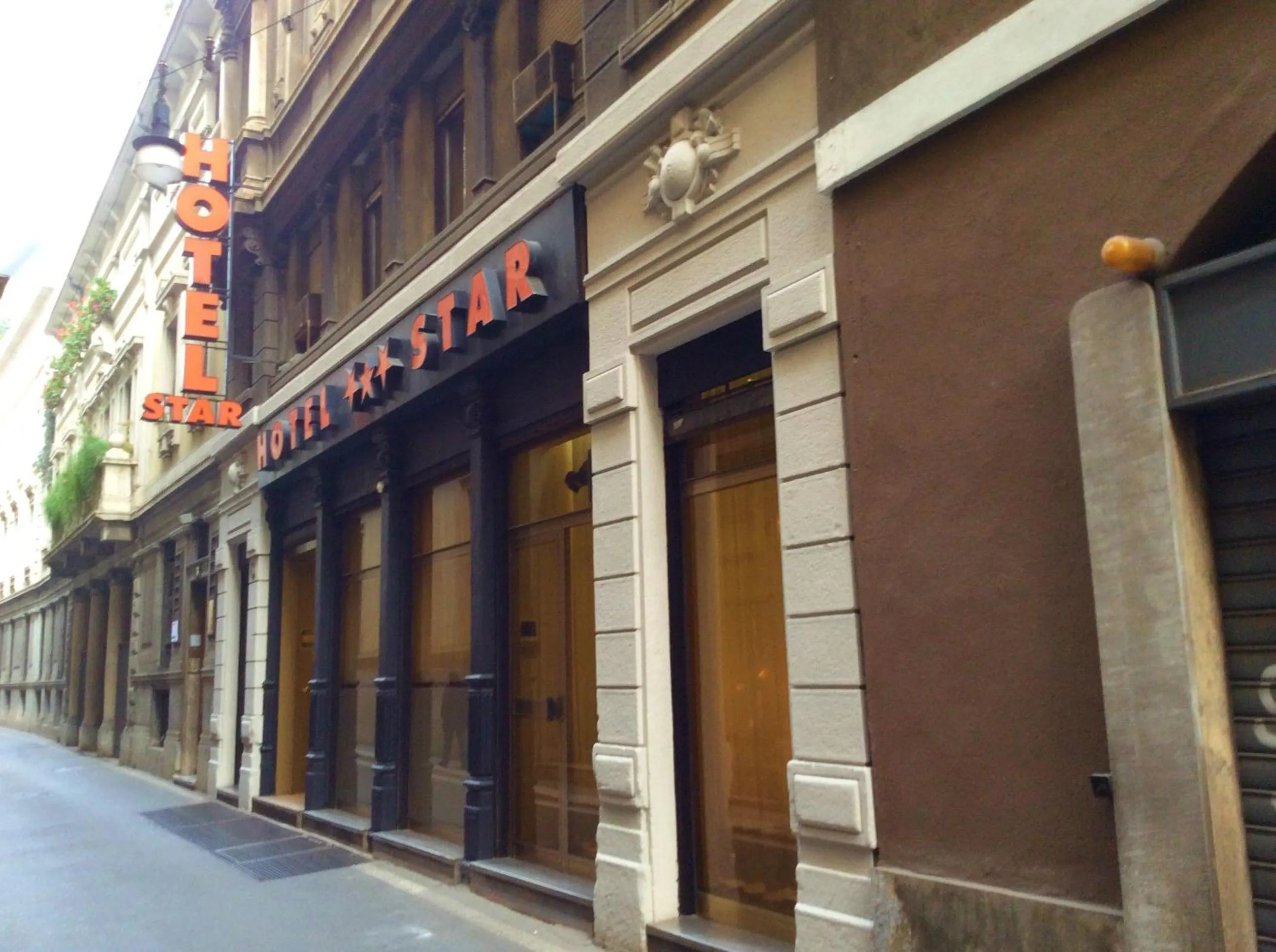 Facade/entrance in Hotel Star