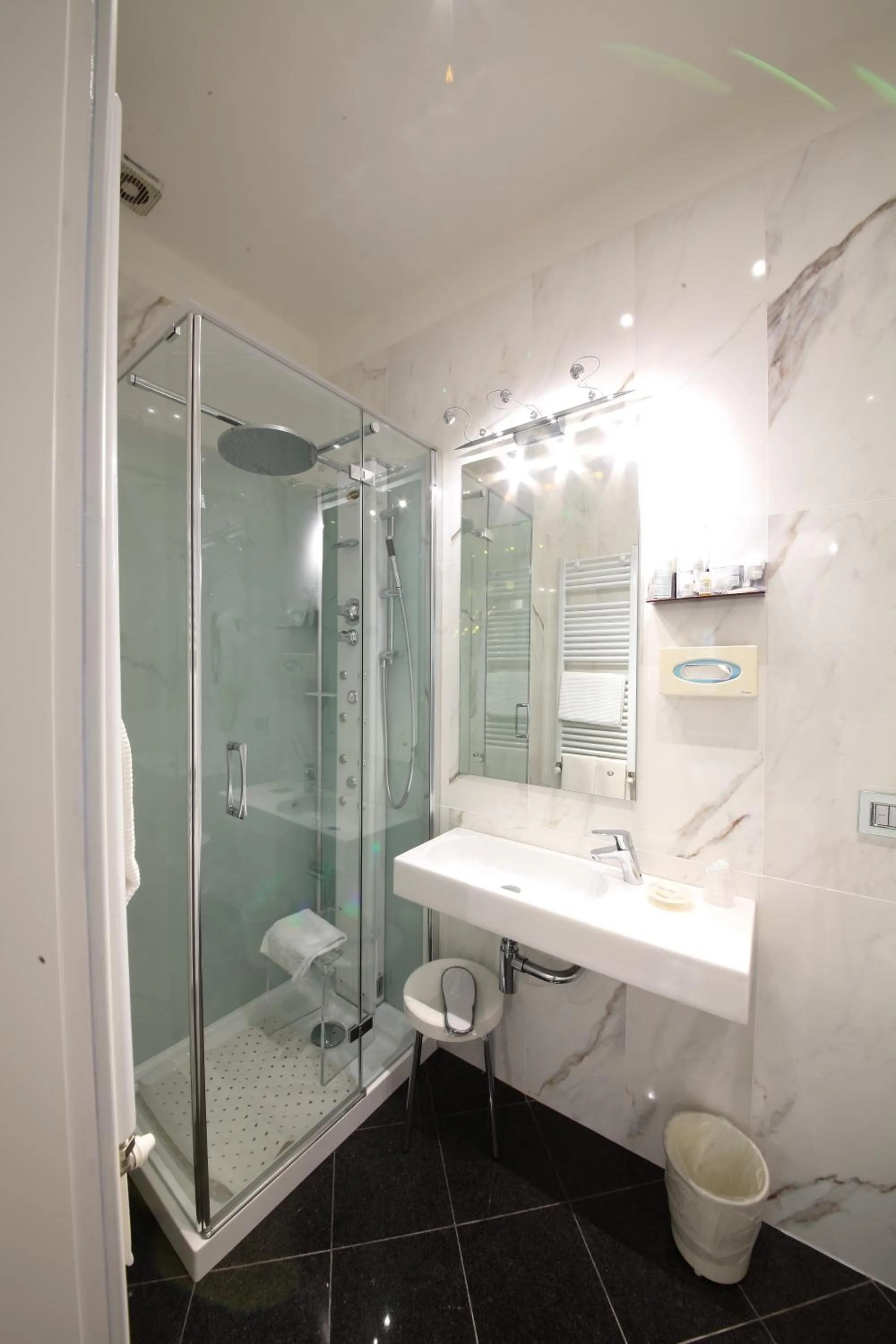 Bathroom in Hotel Star