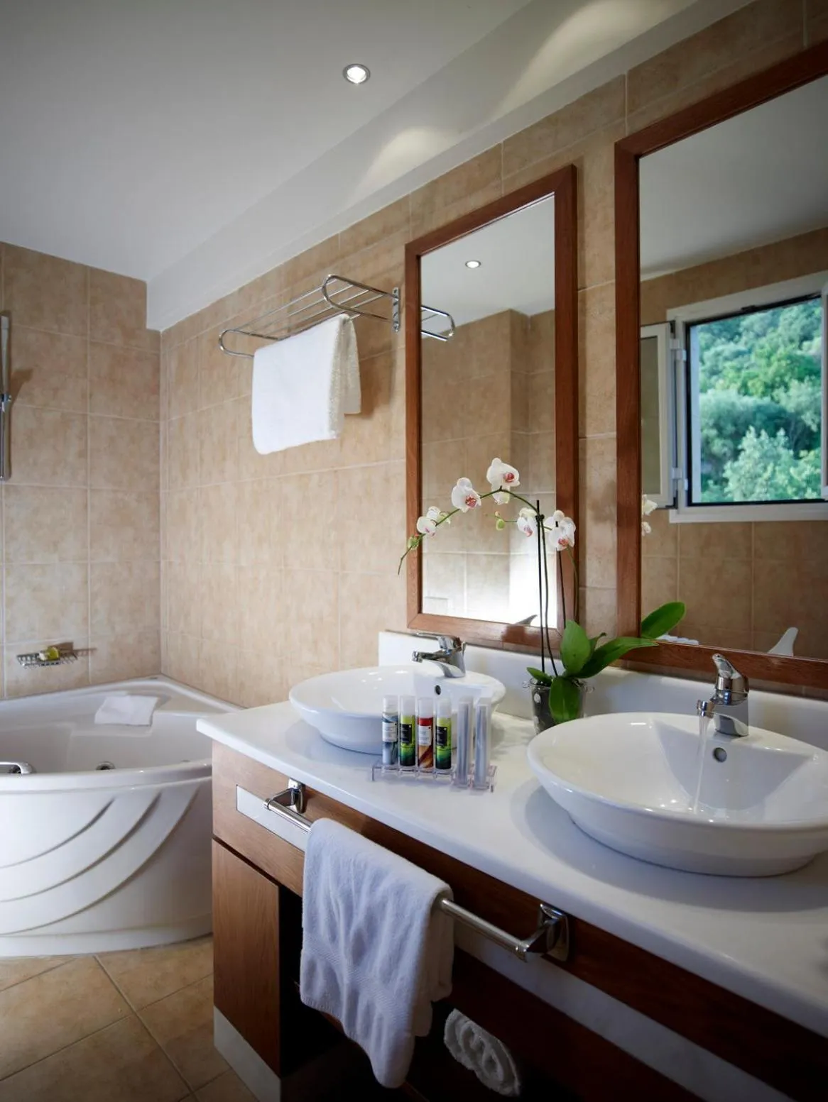 Bathroom in Belle Helene Hotel