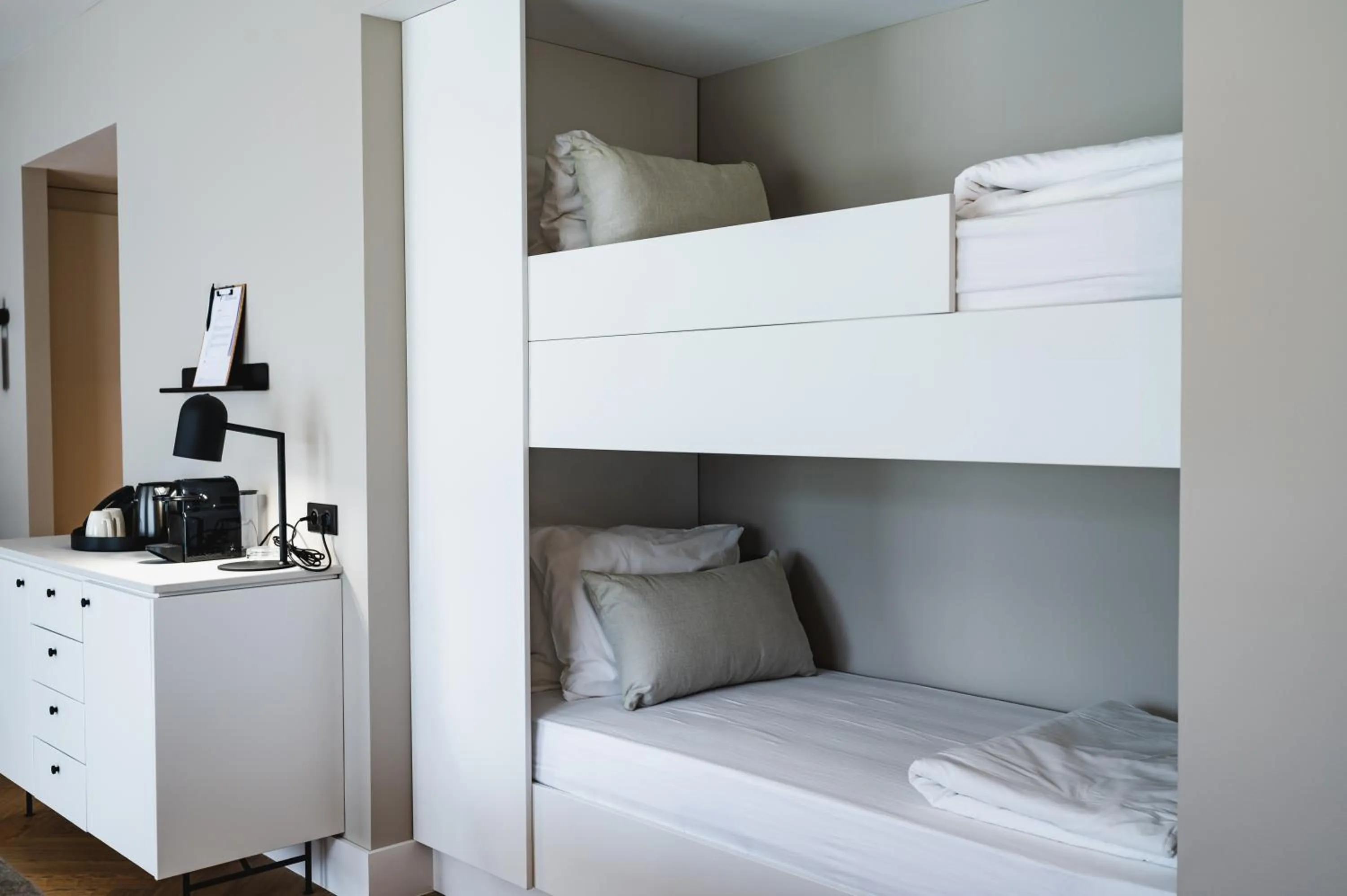 Bedroom, Bed in Van der Valk Hotel Bloom Saint Aygulf