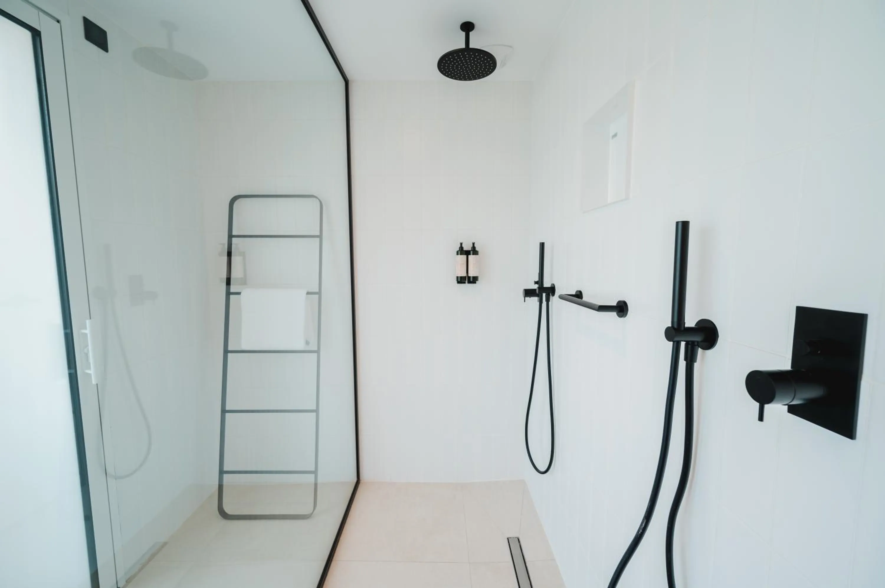 Bathroom in Van der Valk Hotel Bloom Saint Aygulf