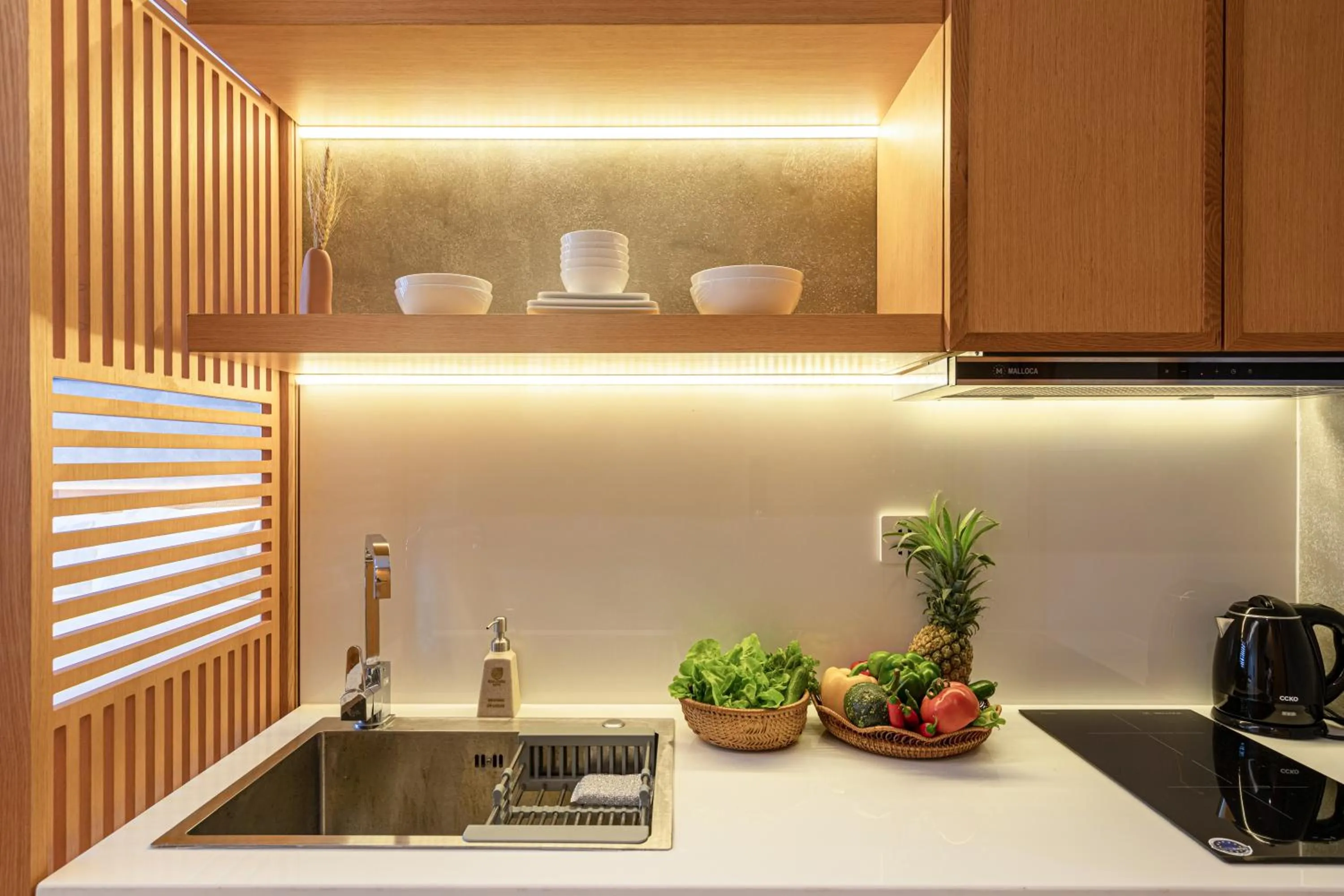 Kitchen or kitchenette, Kitchen/Kitchenette in Kua Casa Suite