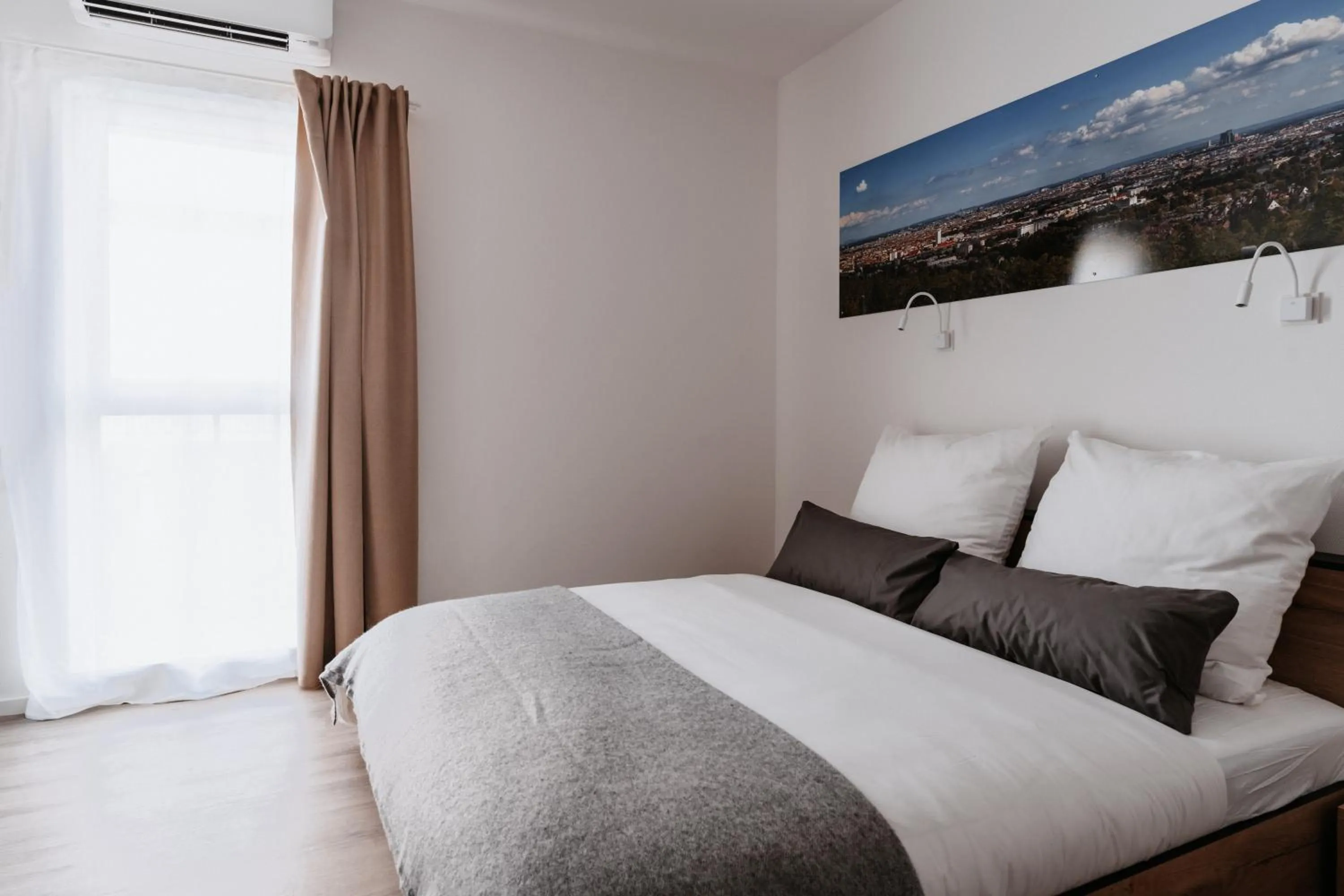 Bed in STEP INN The Fair Hotel