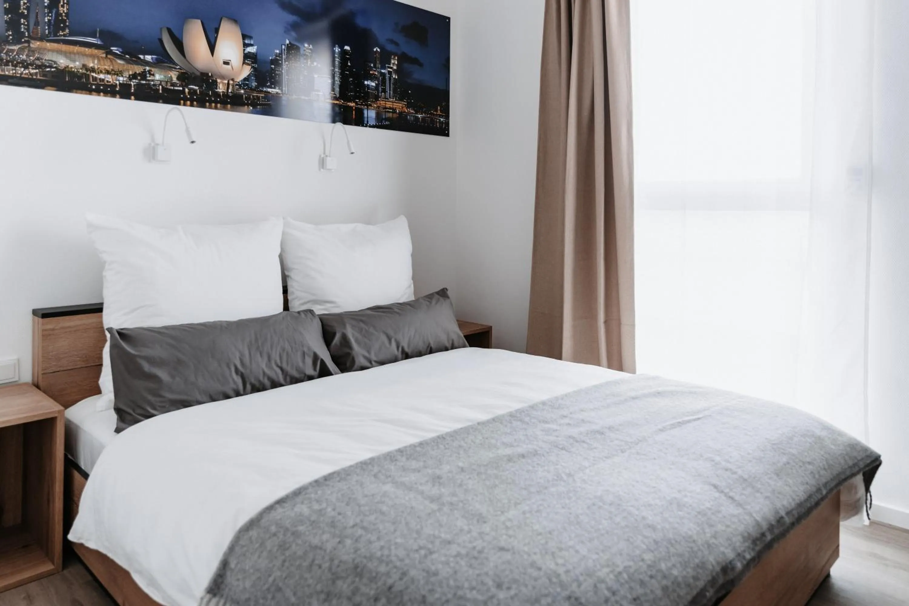 Bed in STEP INN The Fair Hotel