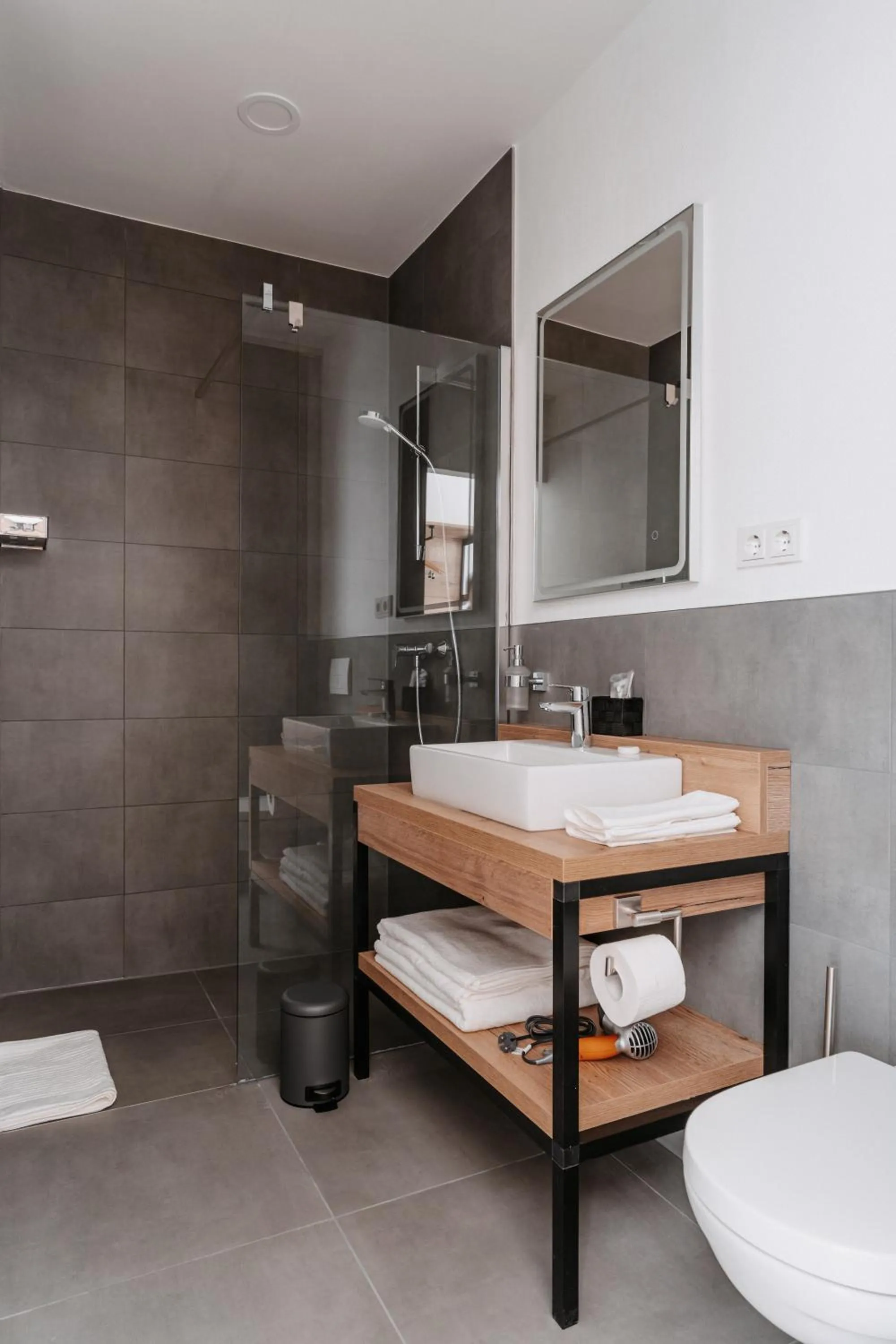 Bathroom in STEP INN The Fair Hotel