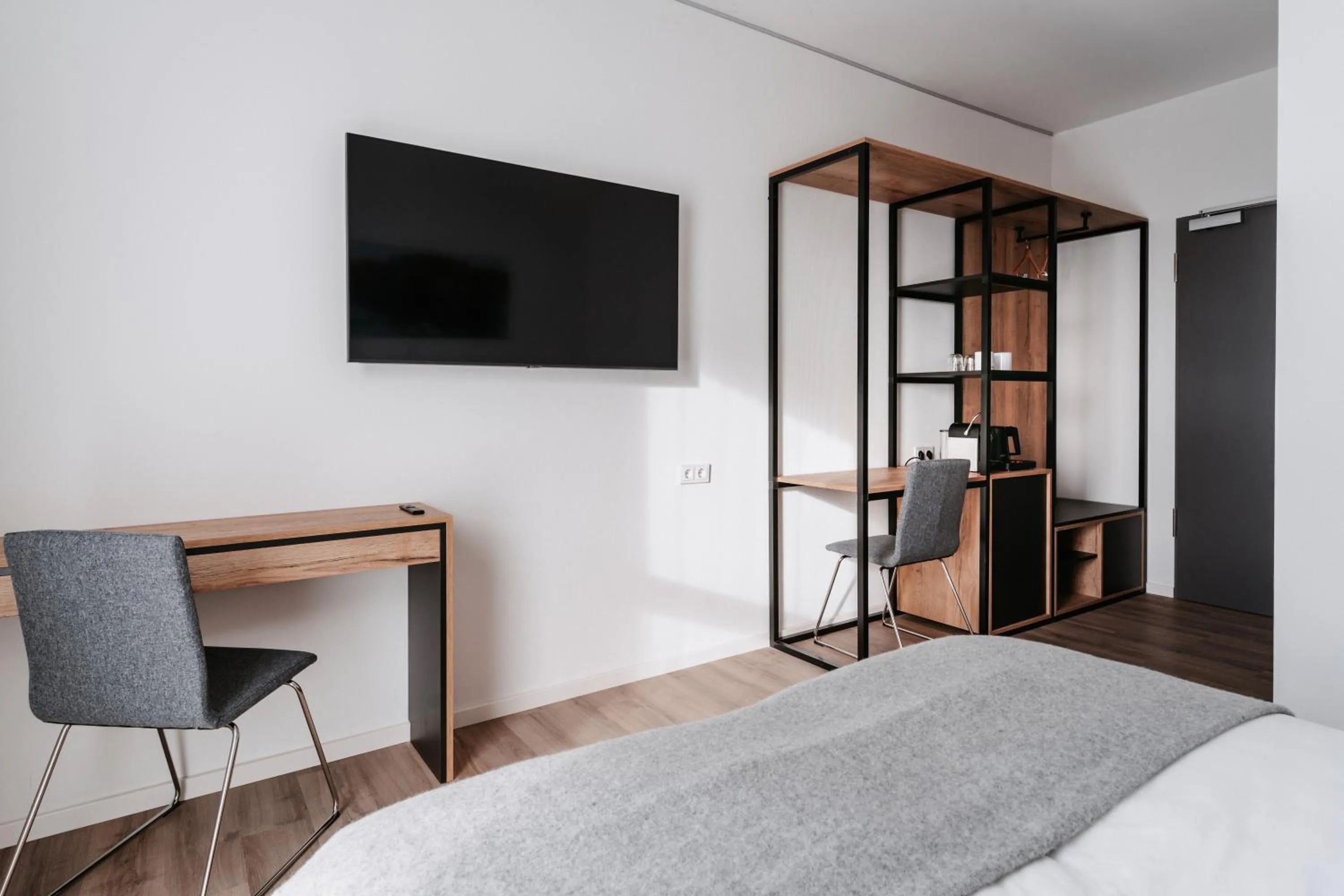 TV and multimedia, Bed in STEP INN The Fair Hotel