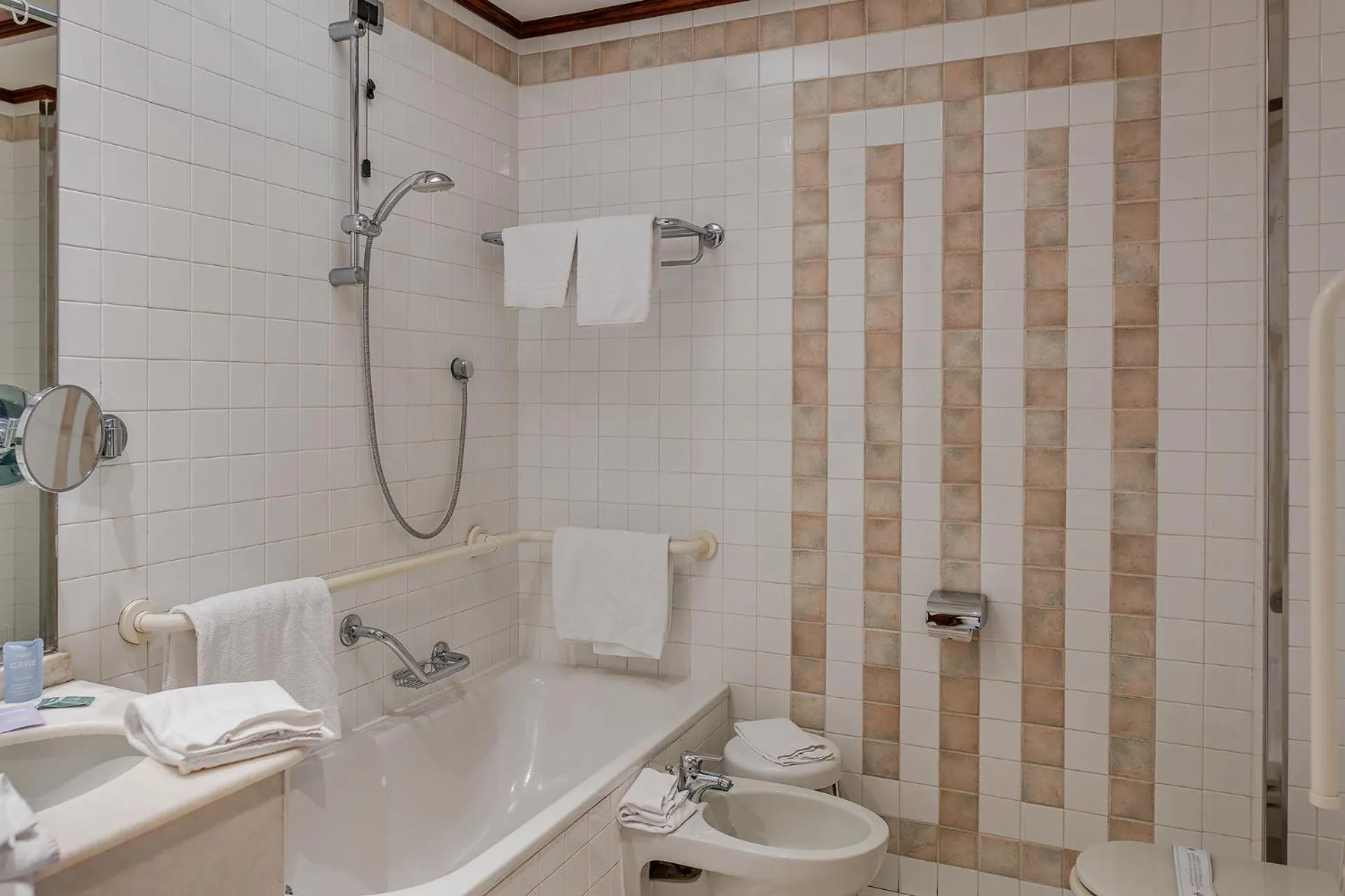 Bath in Hotel Tornese - Rooftop Sea View