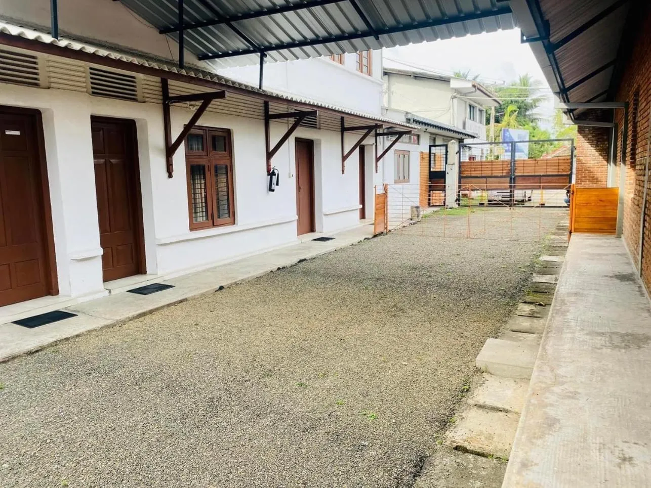 Facade/entrance in Tanty’s Hostel