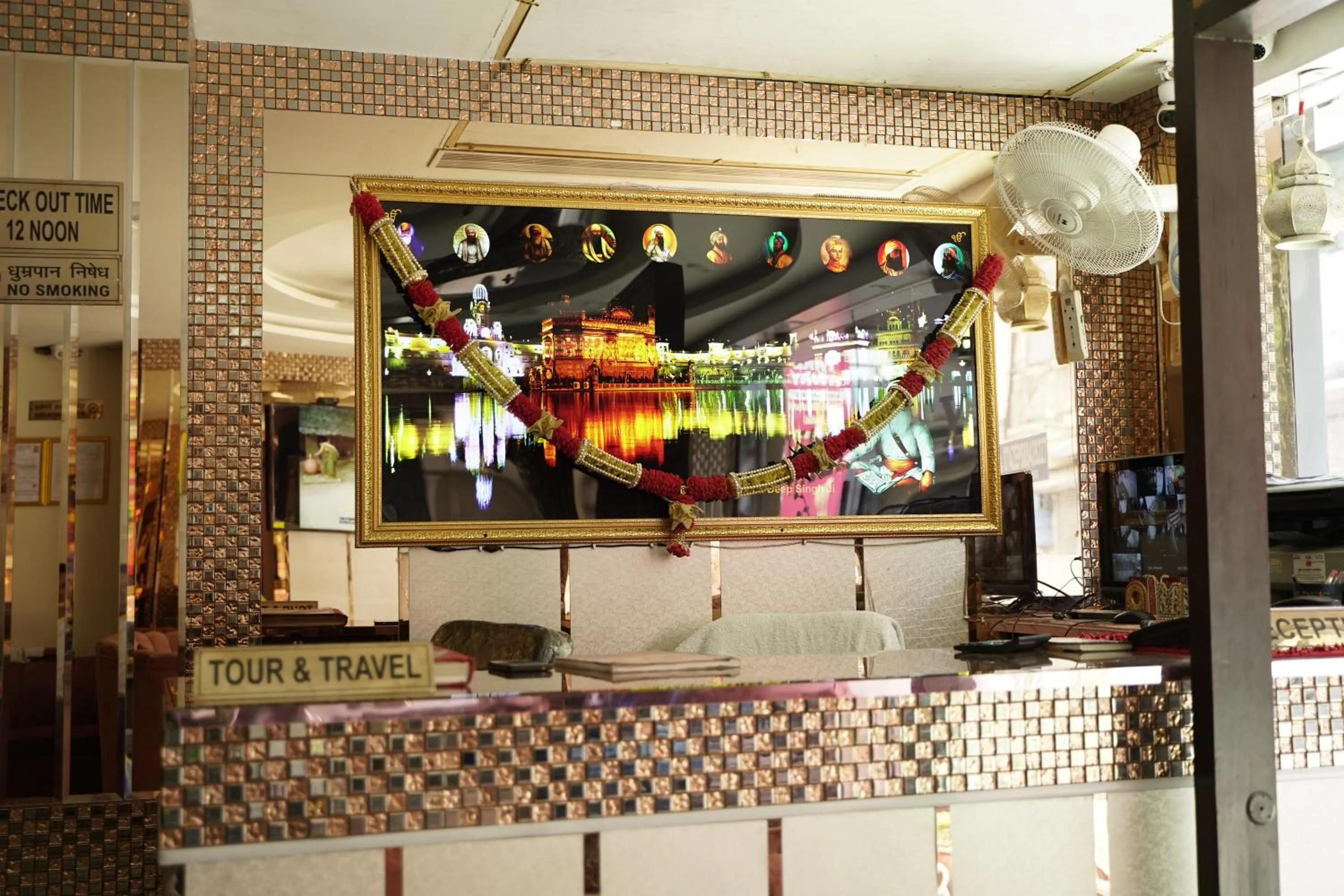 Facade/entrance in Hotel Wall City 55