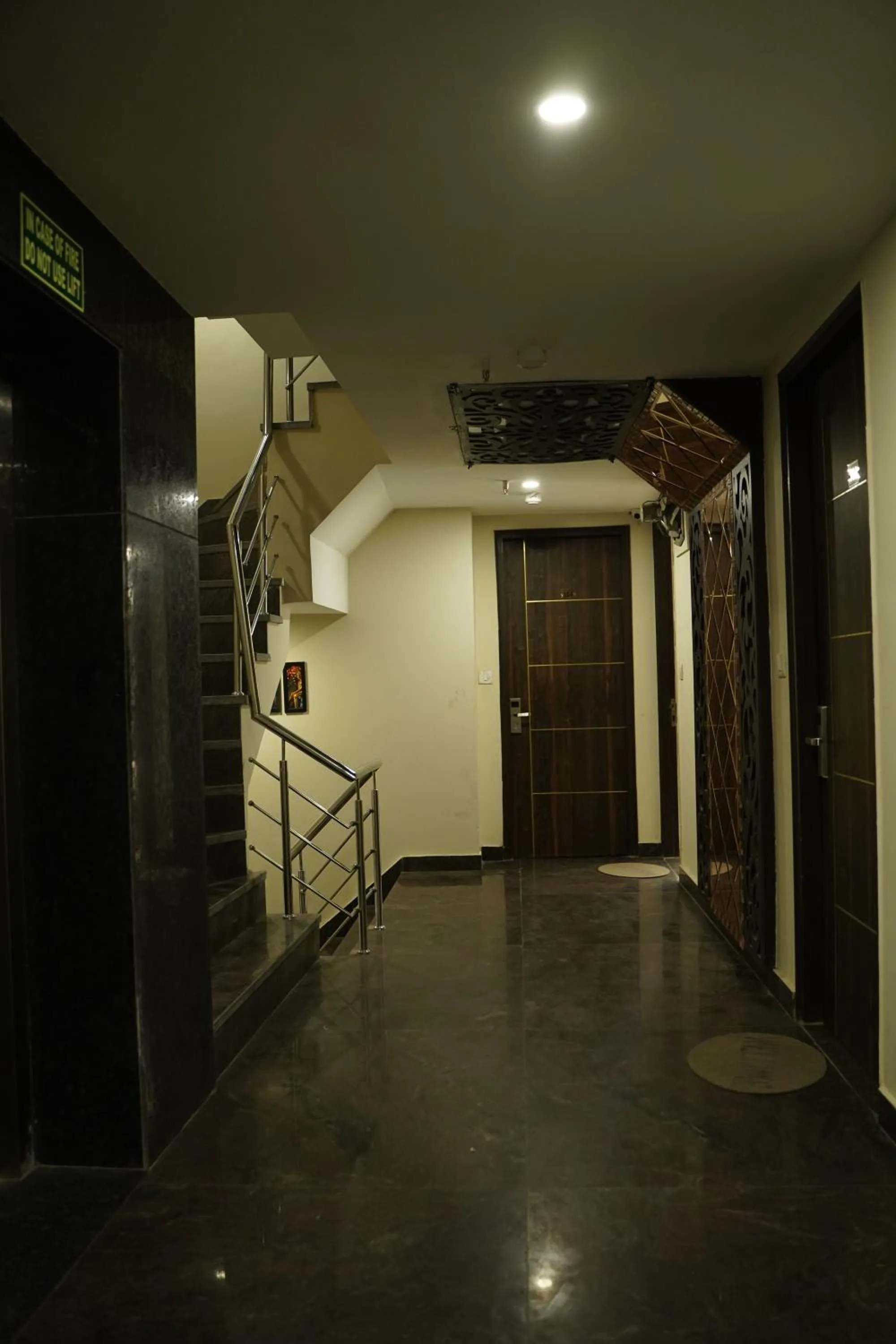 Lobby or reception in Hotel Wall City 55