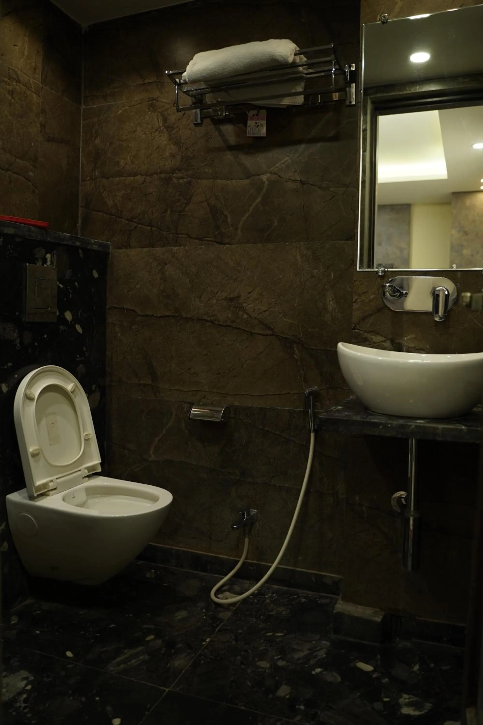 Bathroom in Hotel Wall City 55