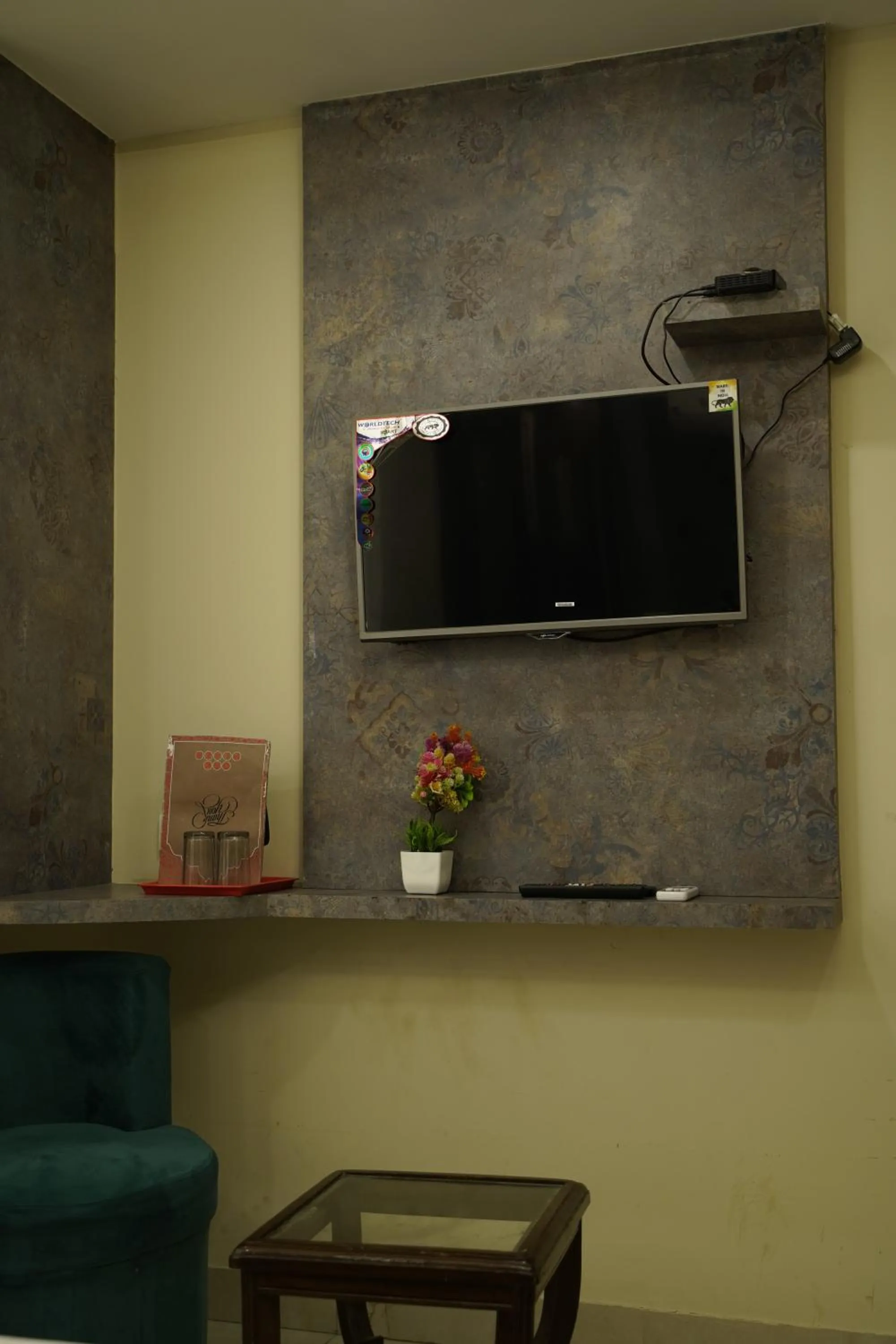 TV and multimedia in Hotel Wall City 55