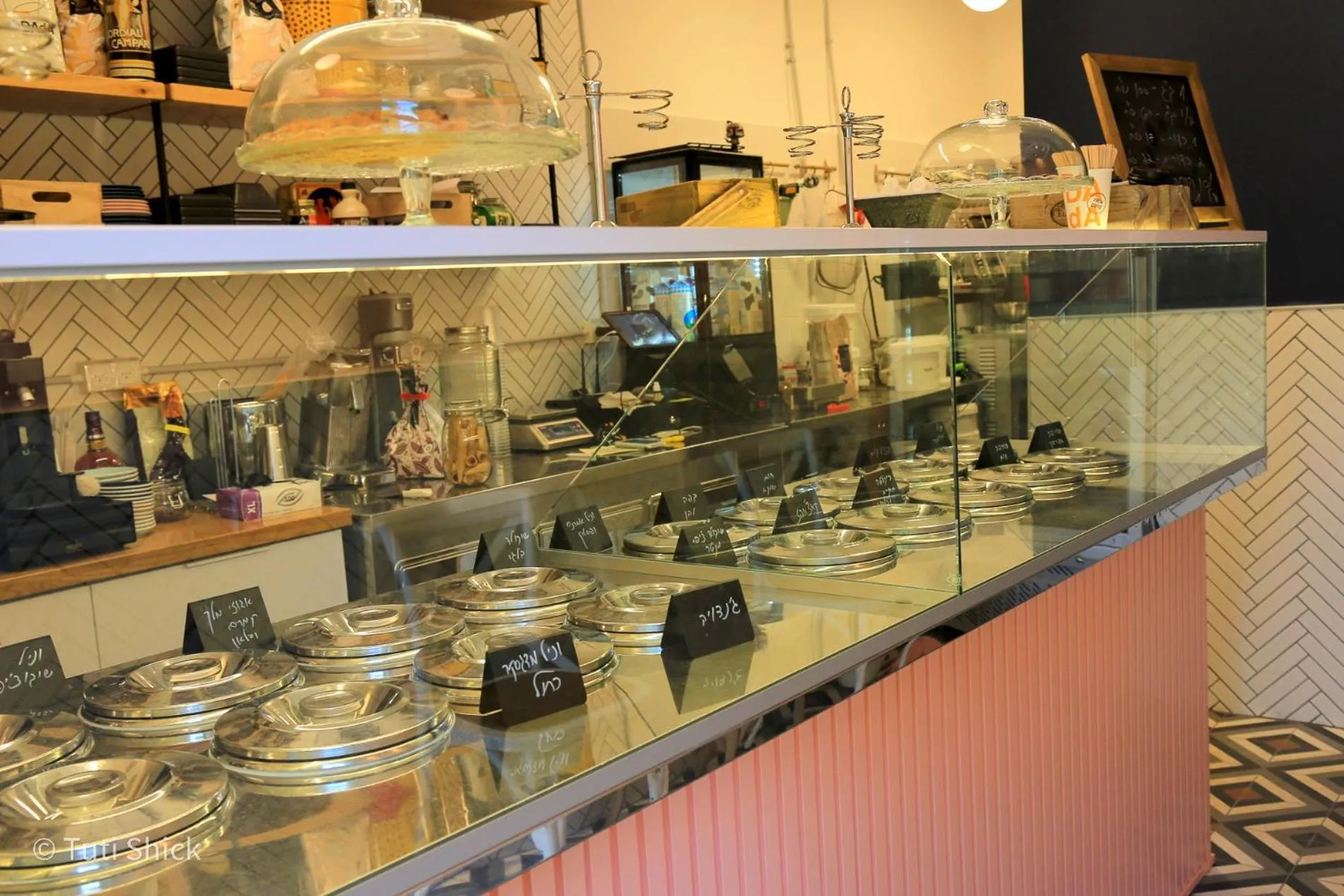 Food and drinks in Mandara - Country Lodging