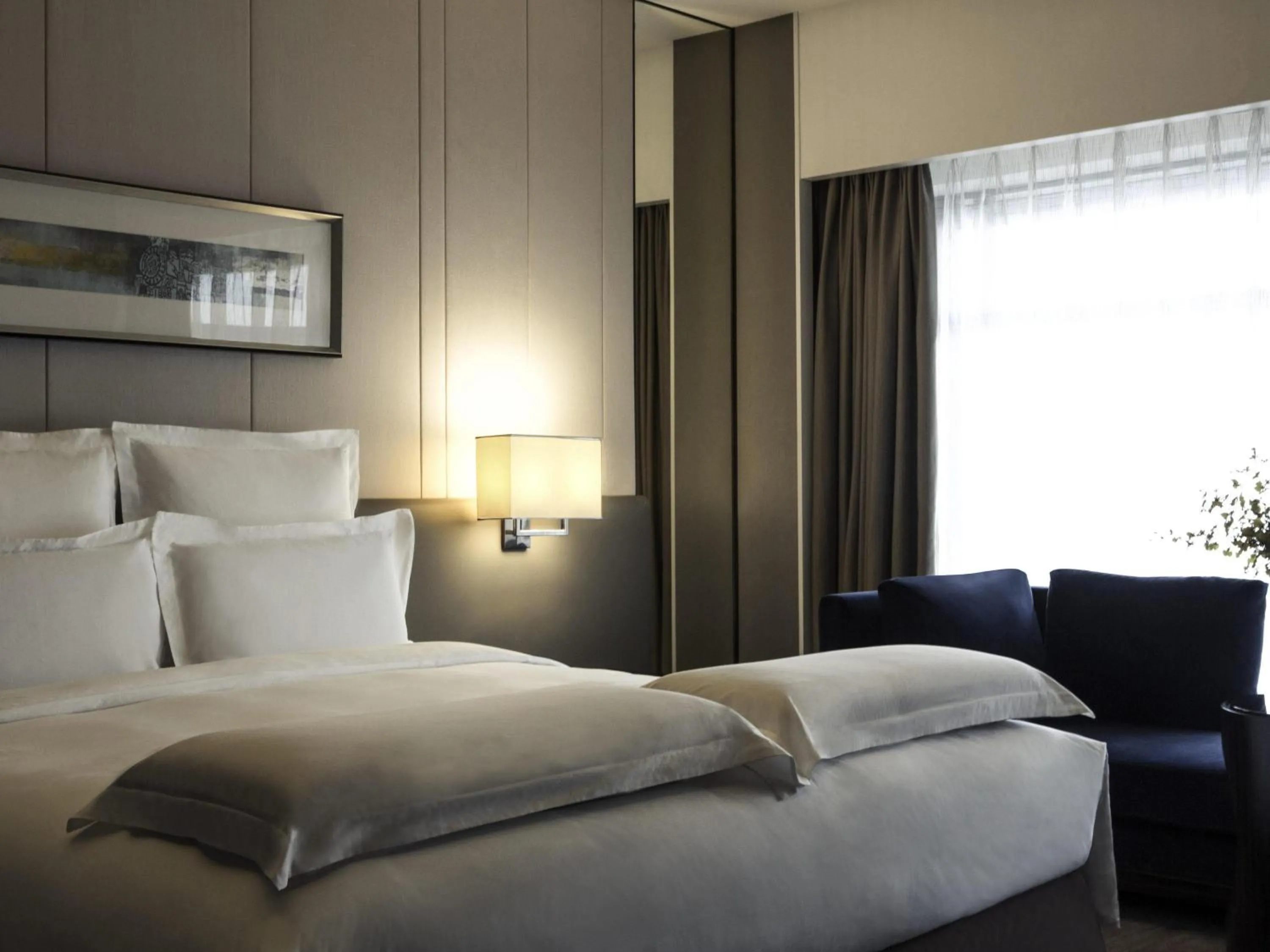 Bedroom, Bed in Pullman Shanghai Xuhui