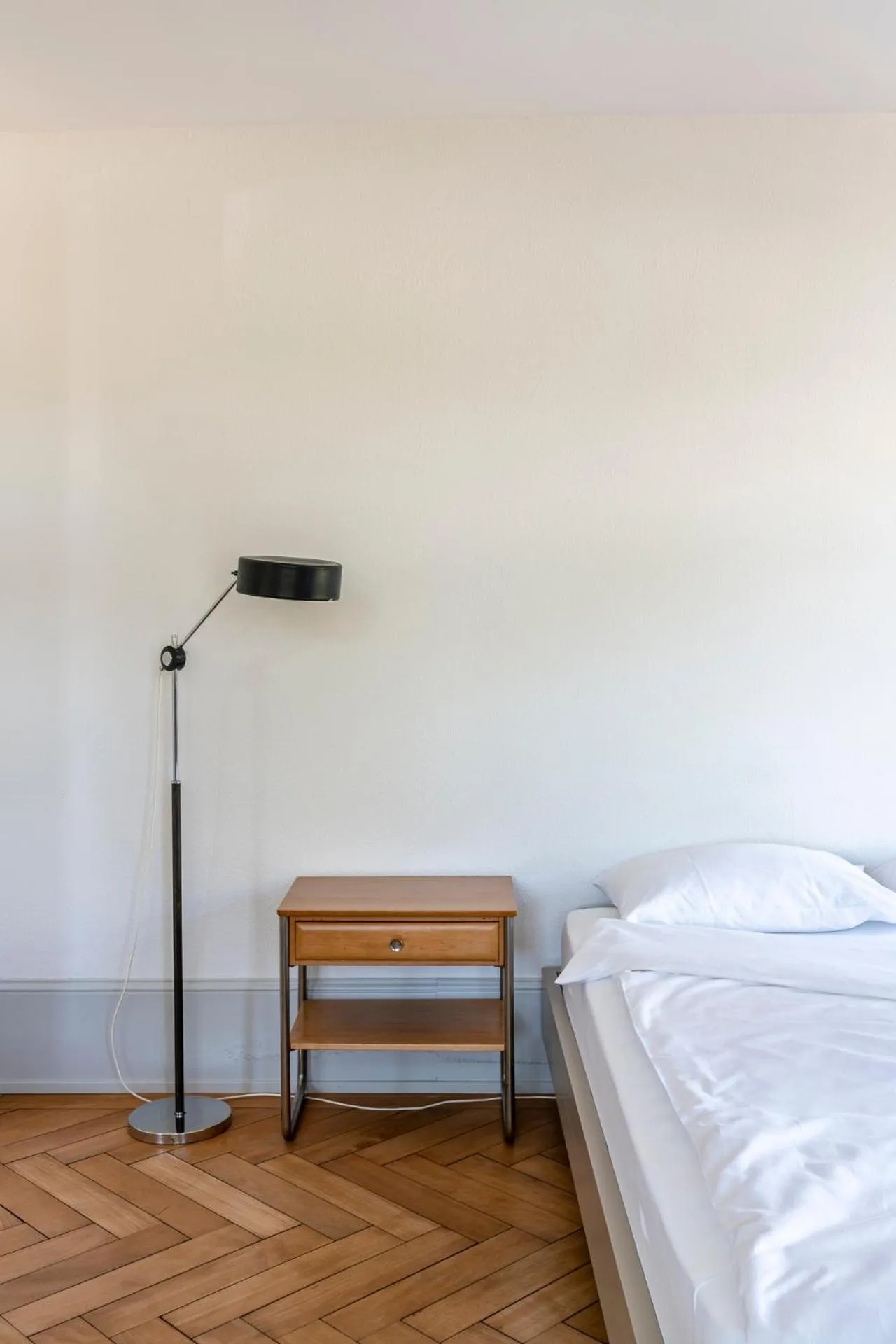 Bed in Militärkantine St. Gallen