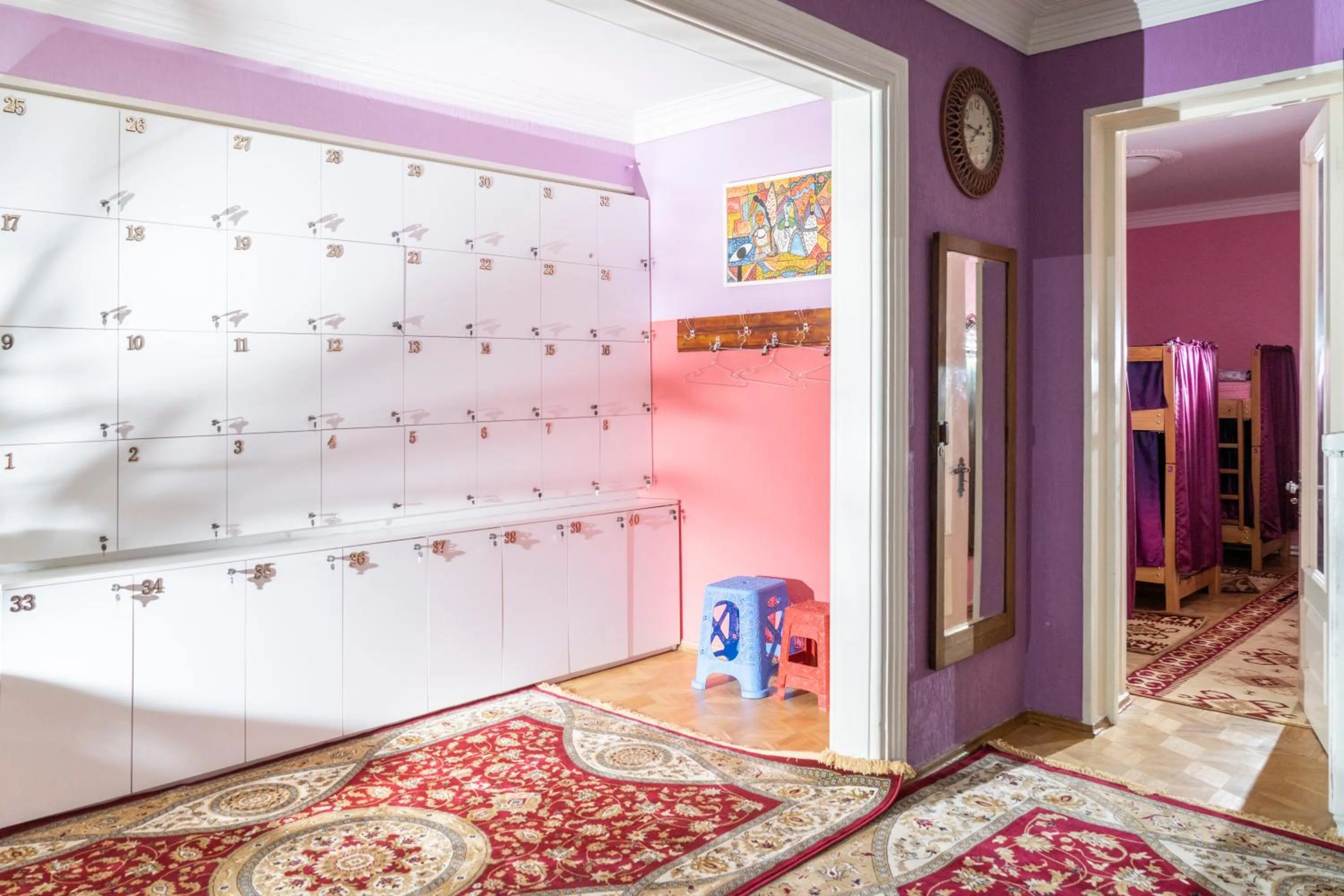 wardrobe in Elia Boutique Hostel & Apart-Hotel