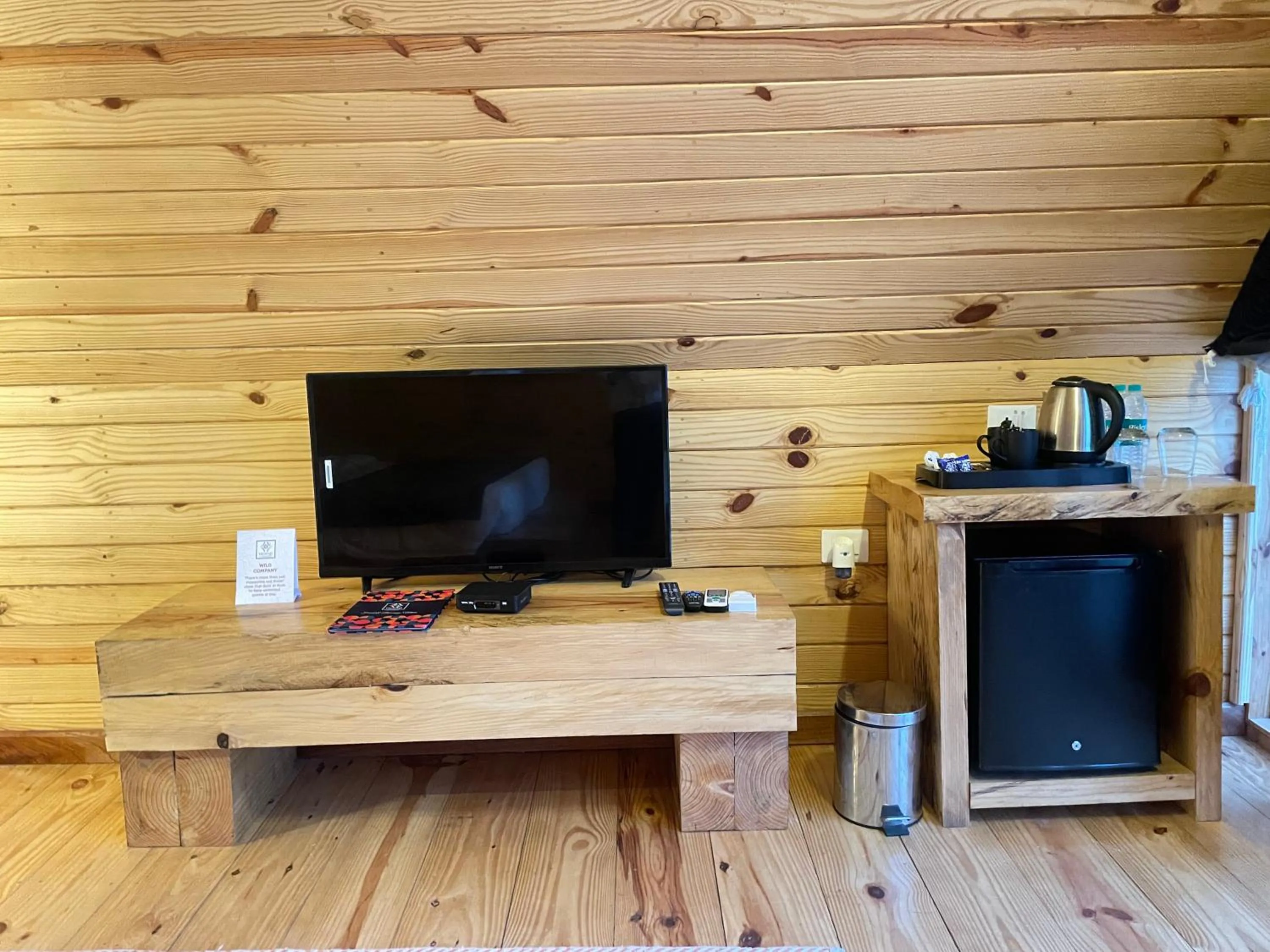 TV and multimedia in Tarangi Resort and Spa