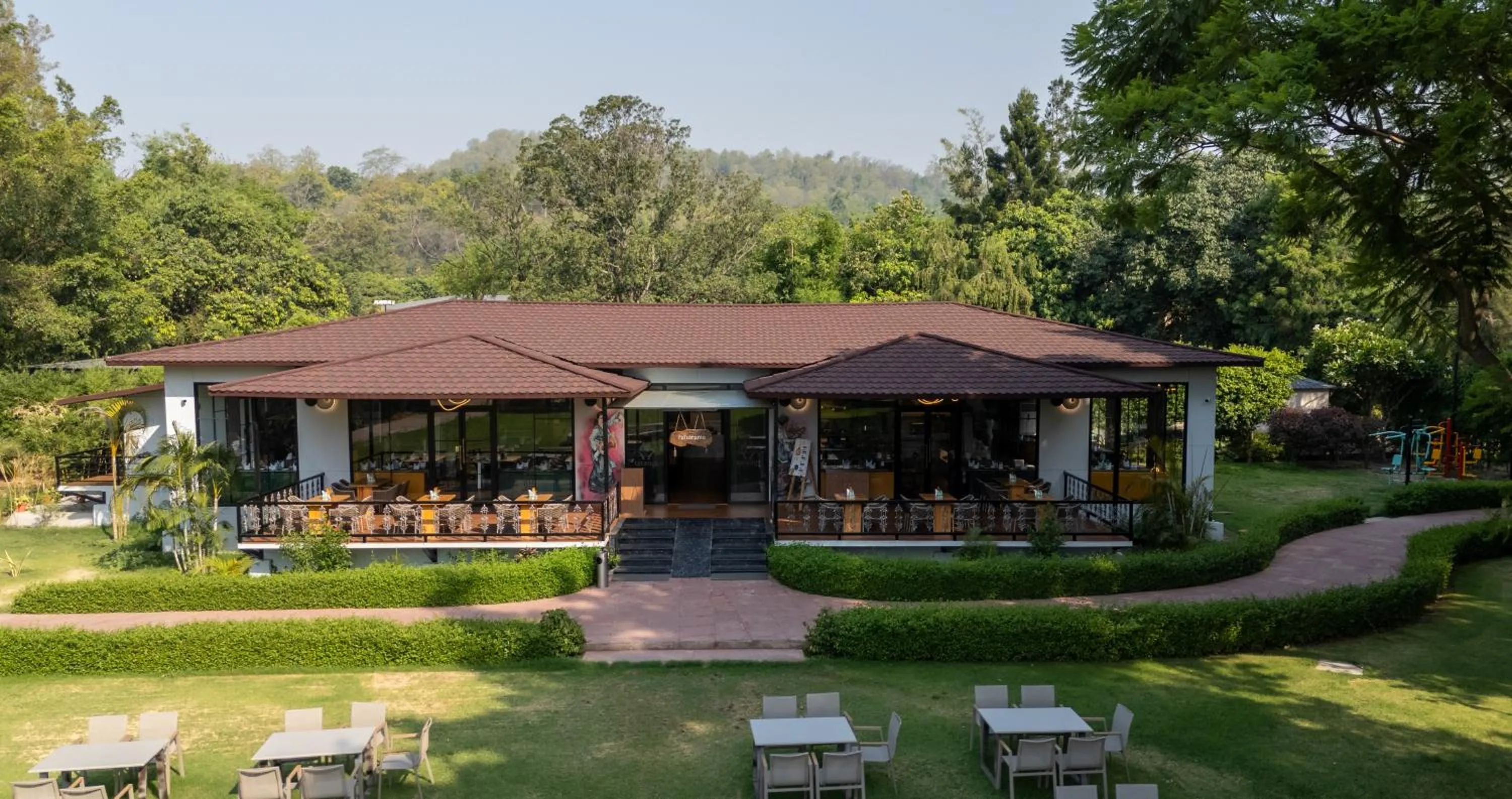 Restaurant/places to eat in Tarangi Resort and Spa