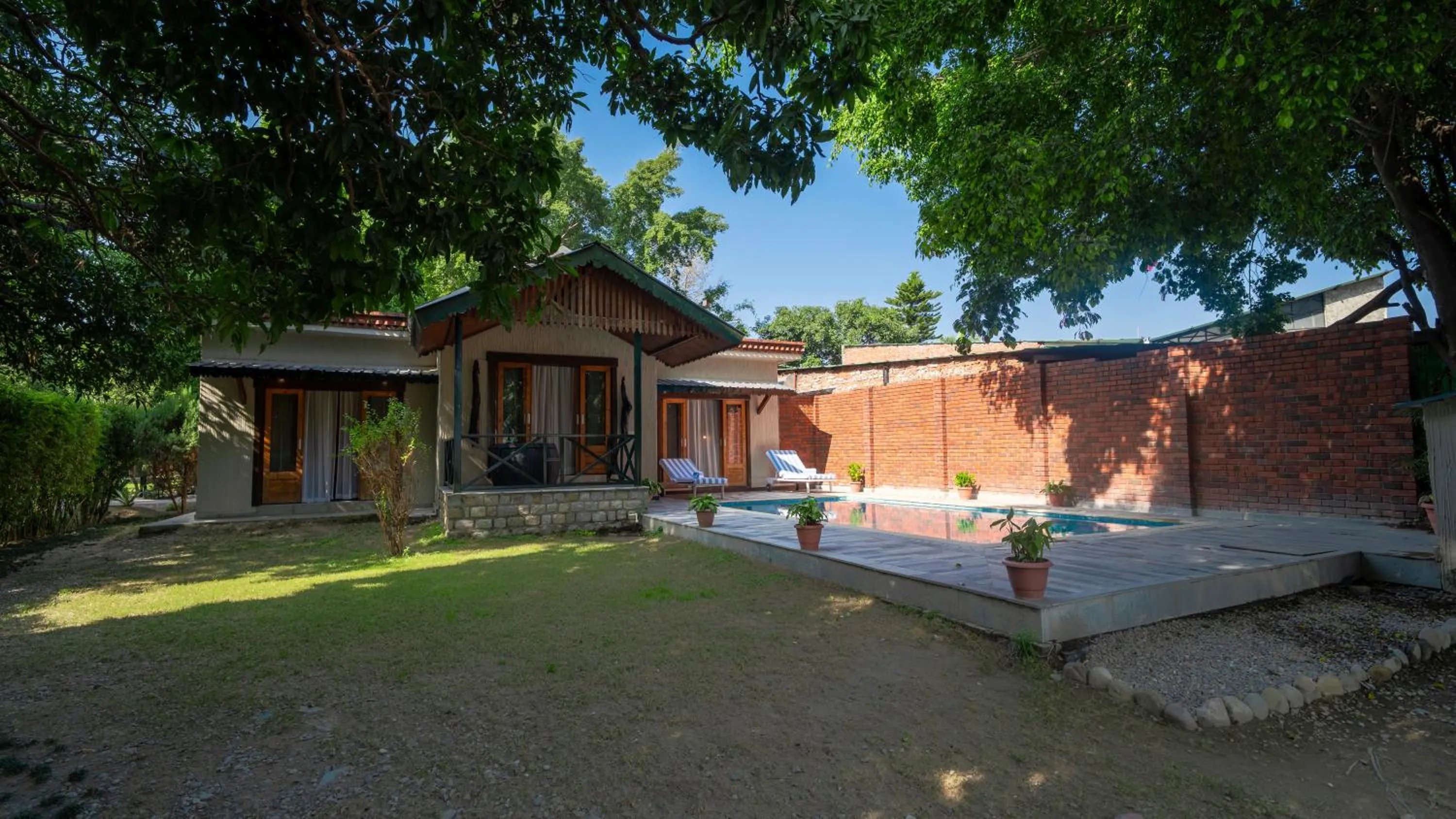 Garden in Tarangi Resort and Spa