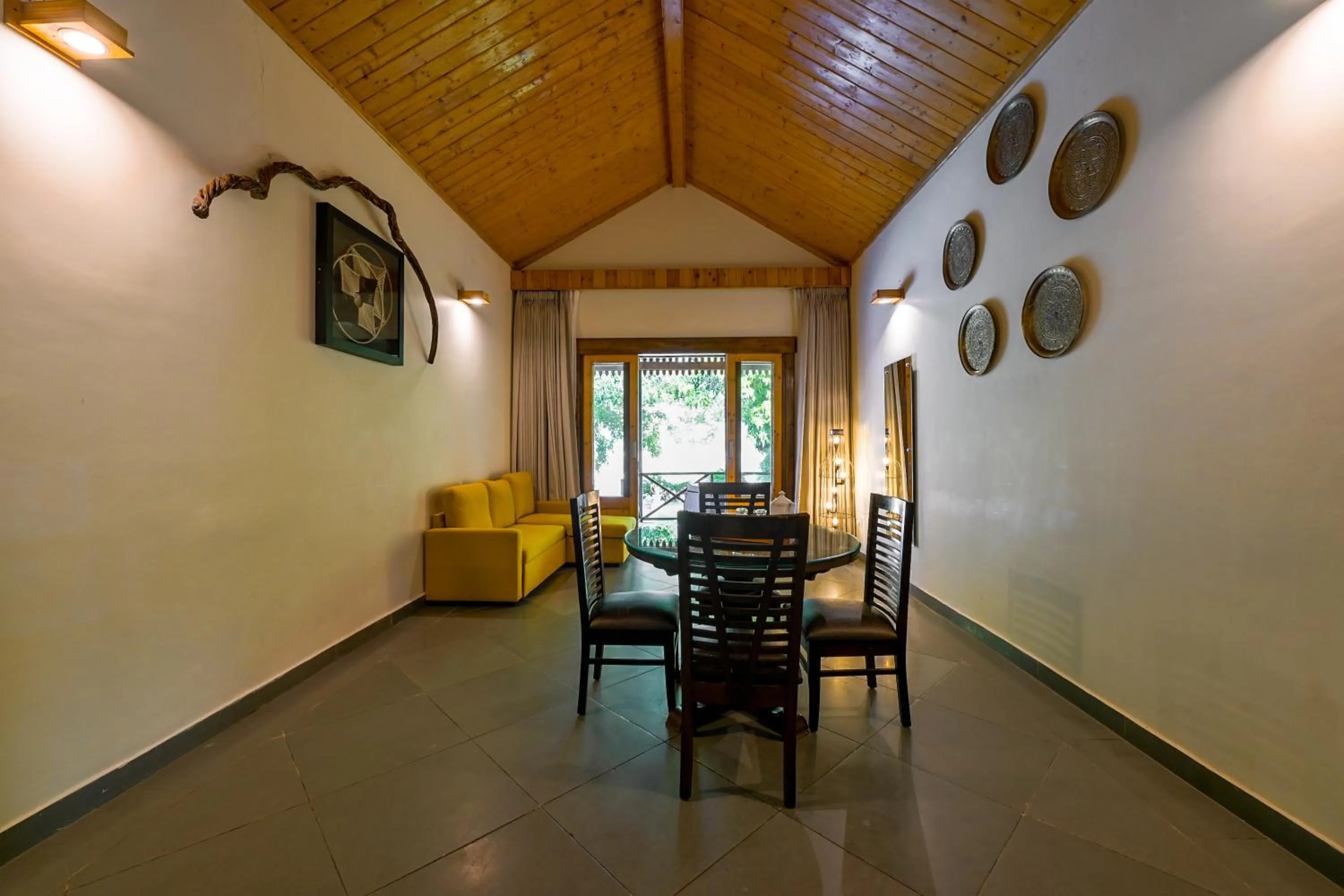 Living room in Tarangi Resort and Spa