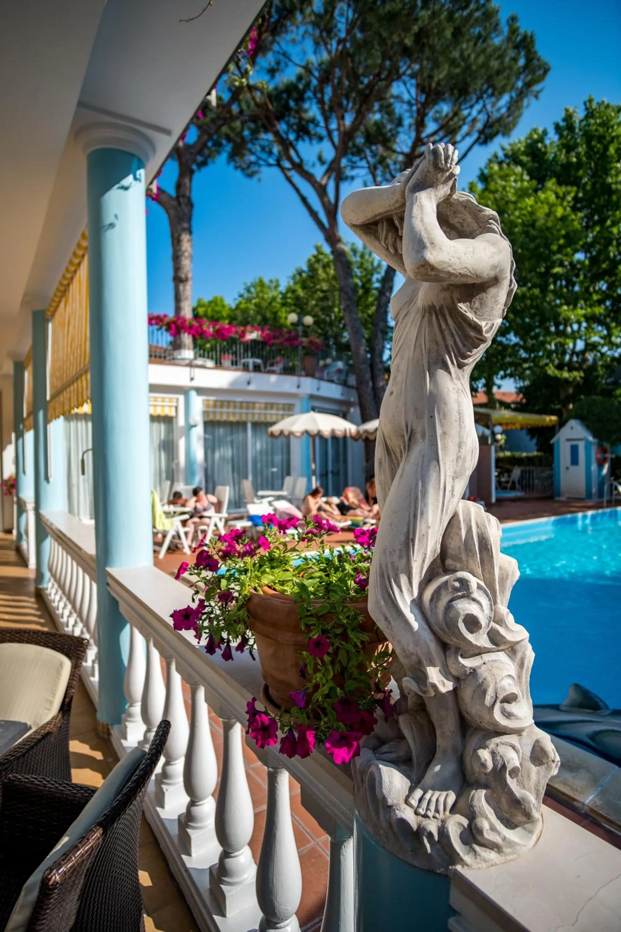 Swimming pool in Hotel Villa dei Fiori - sul mare con piscina