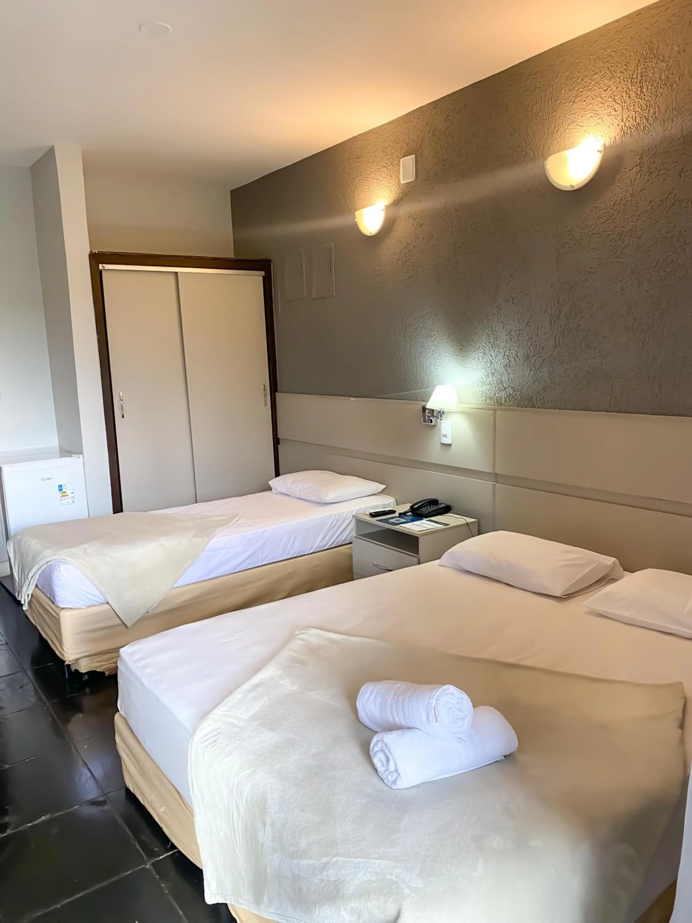 Bedroom, Bed in Park Hotel Modelo