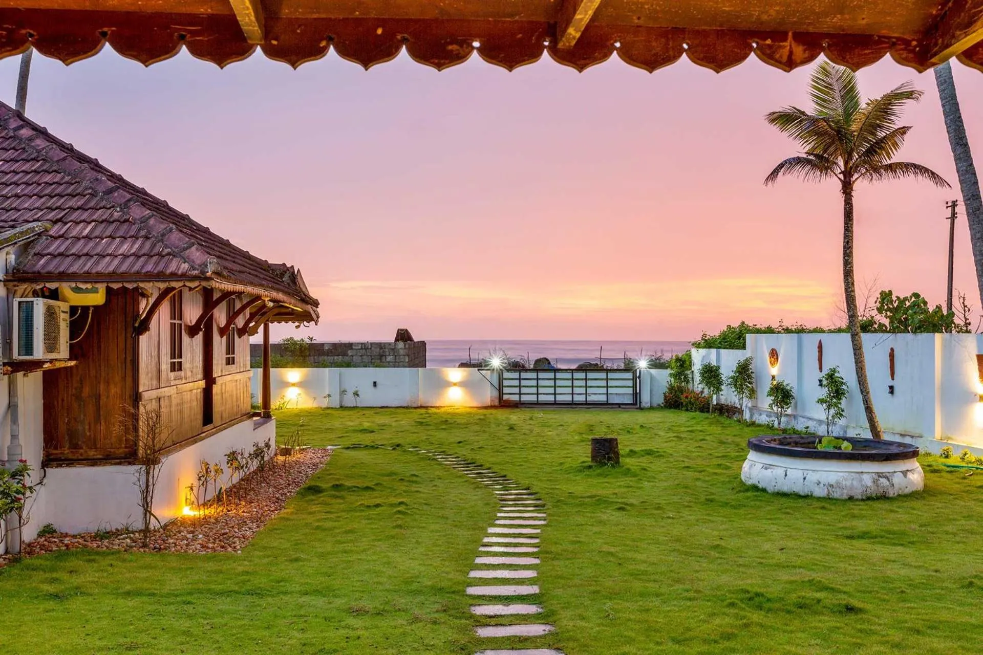 Garden view in Deshadan's Tarangi Beach Villas,Marari