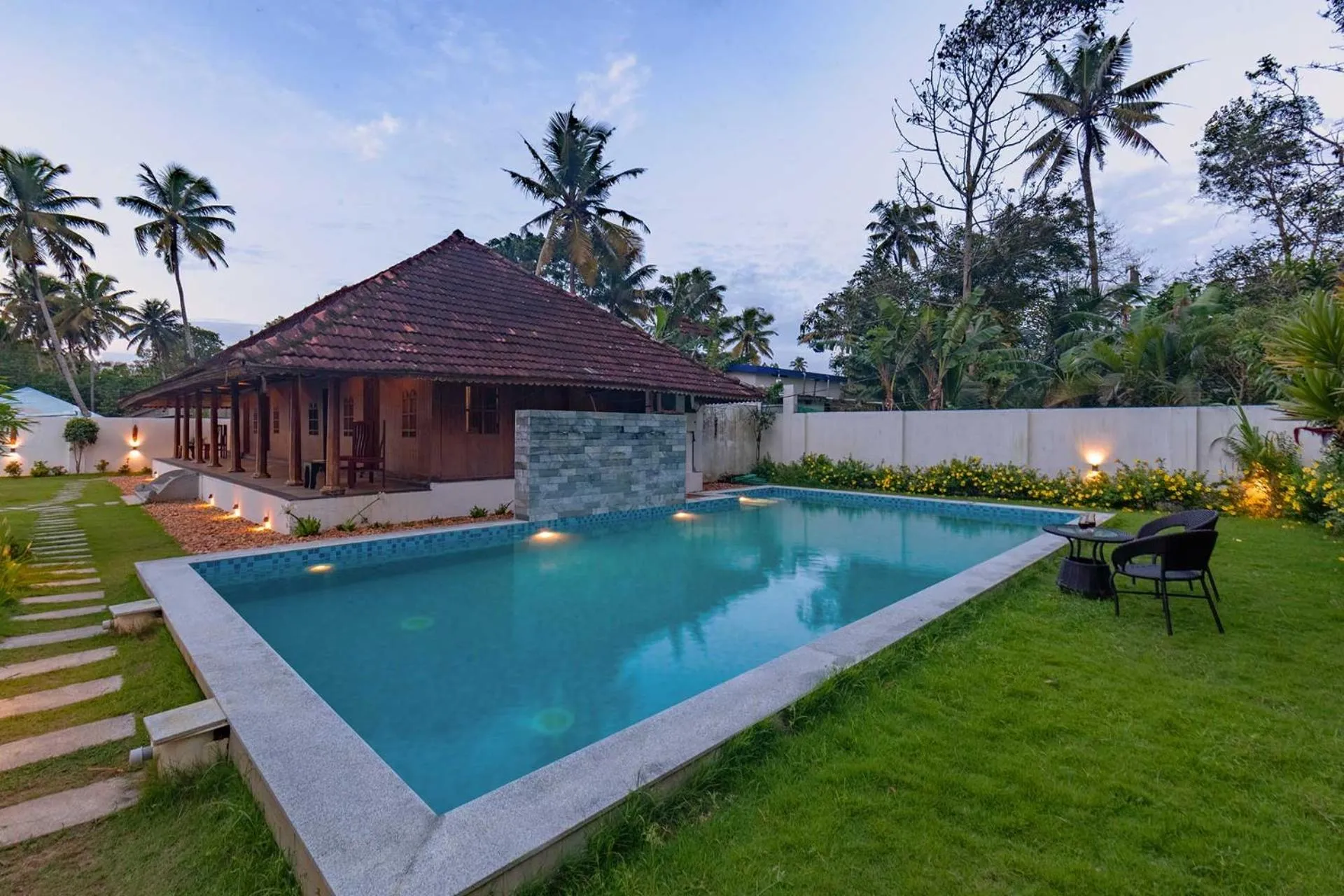 Swimming pool in Deshadan's Tarangi Beach Villas,Marari