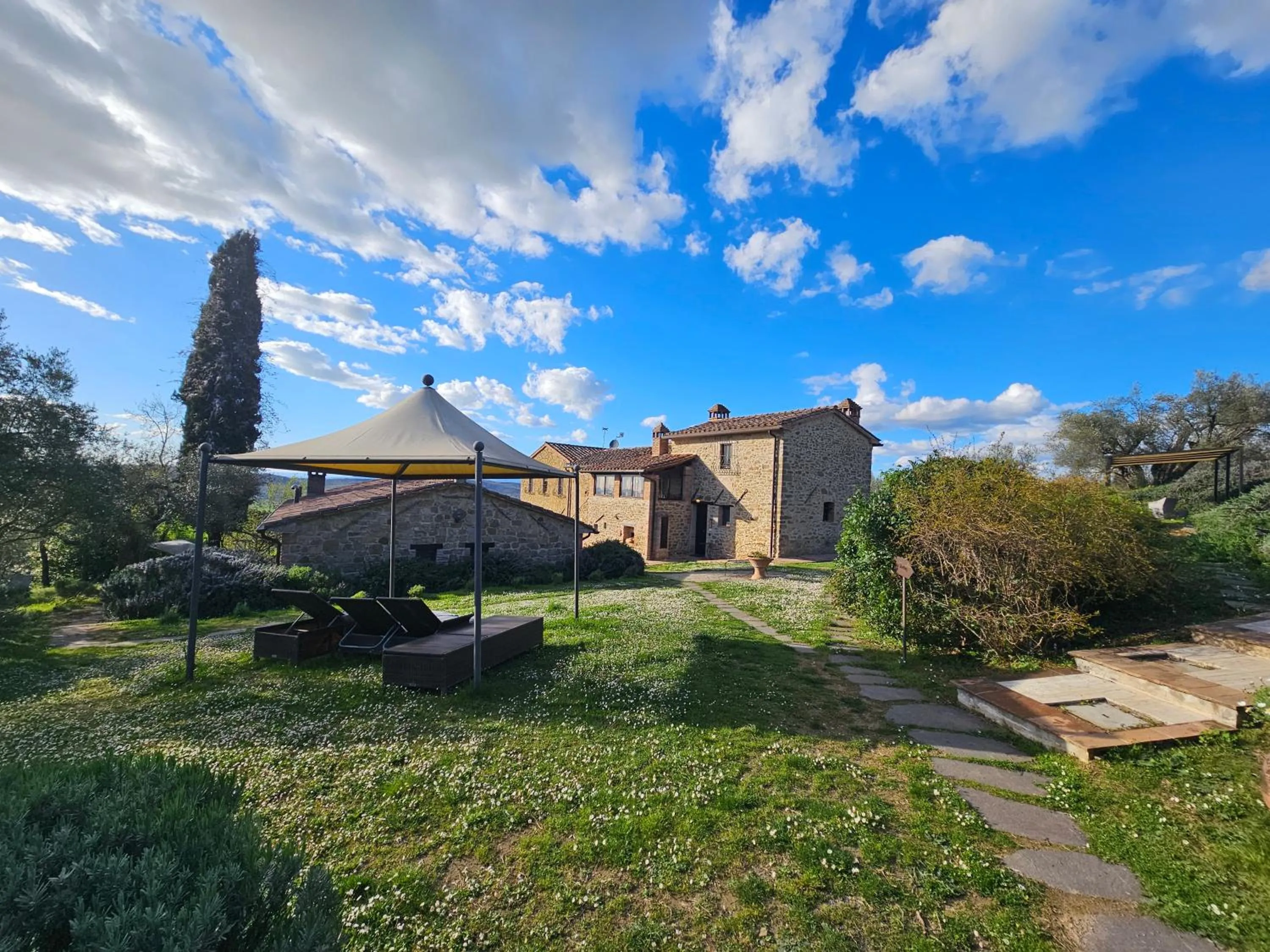 Garden in EcoResort Il Cantico della Natura