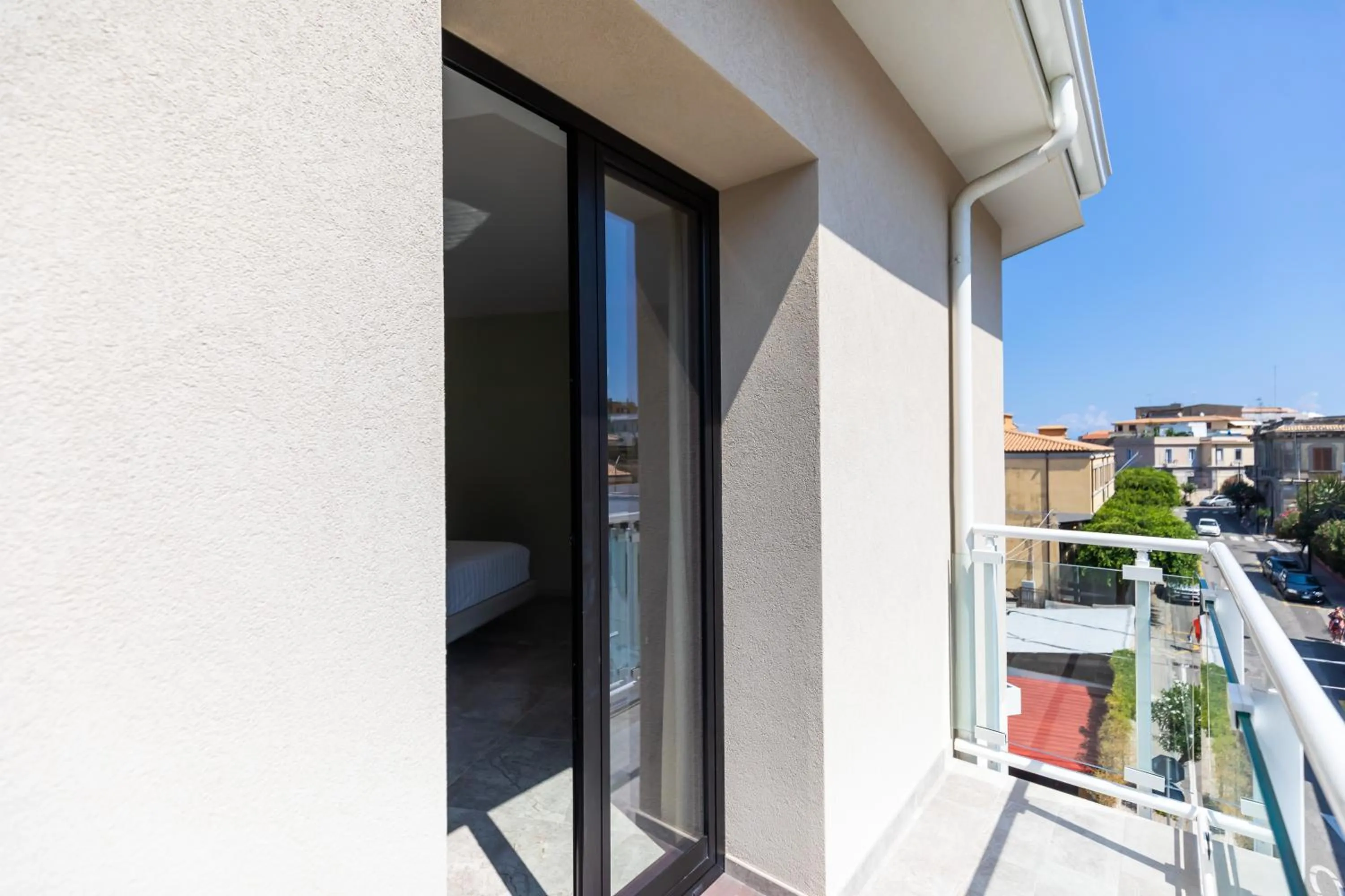 Property building in SOLMARIS TROPEA City Center - Rooms & Suites - Private Parking