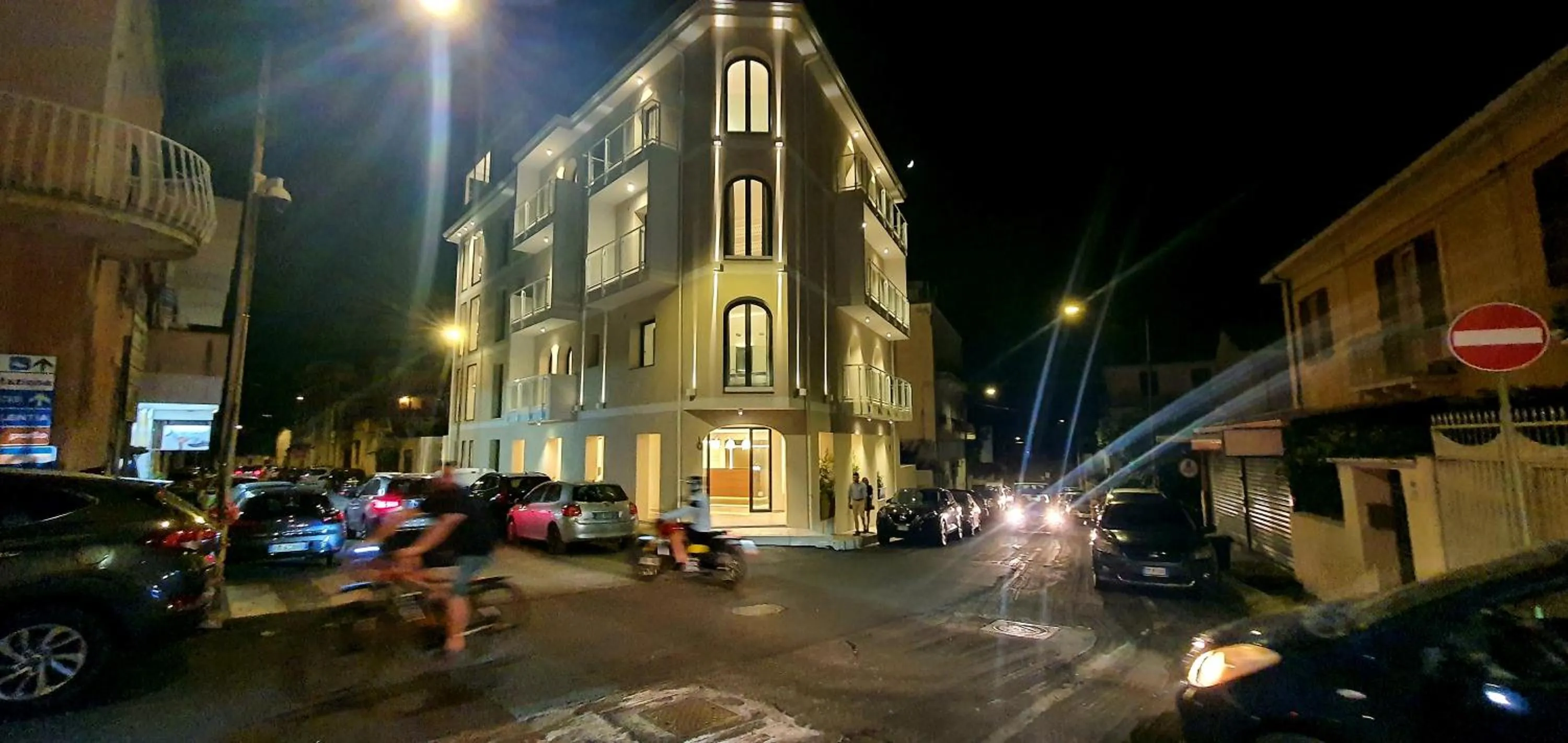 Property building in SOLMARIS TROPEA City Center - Rooms & Suites - Private Parking