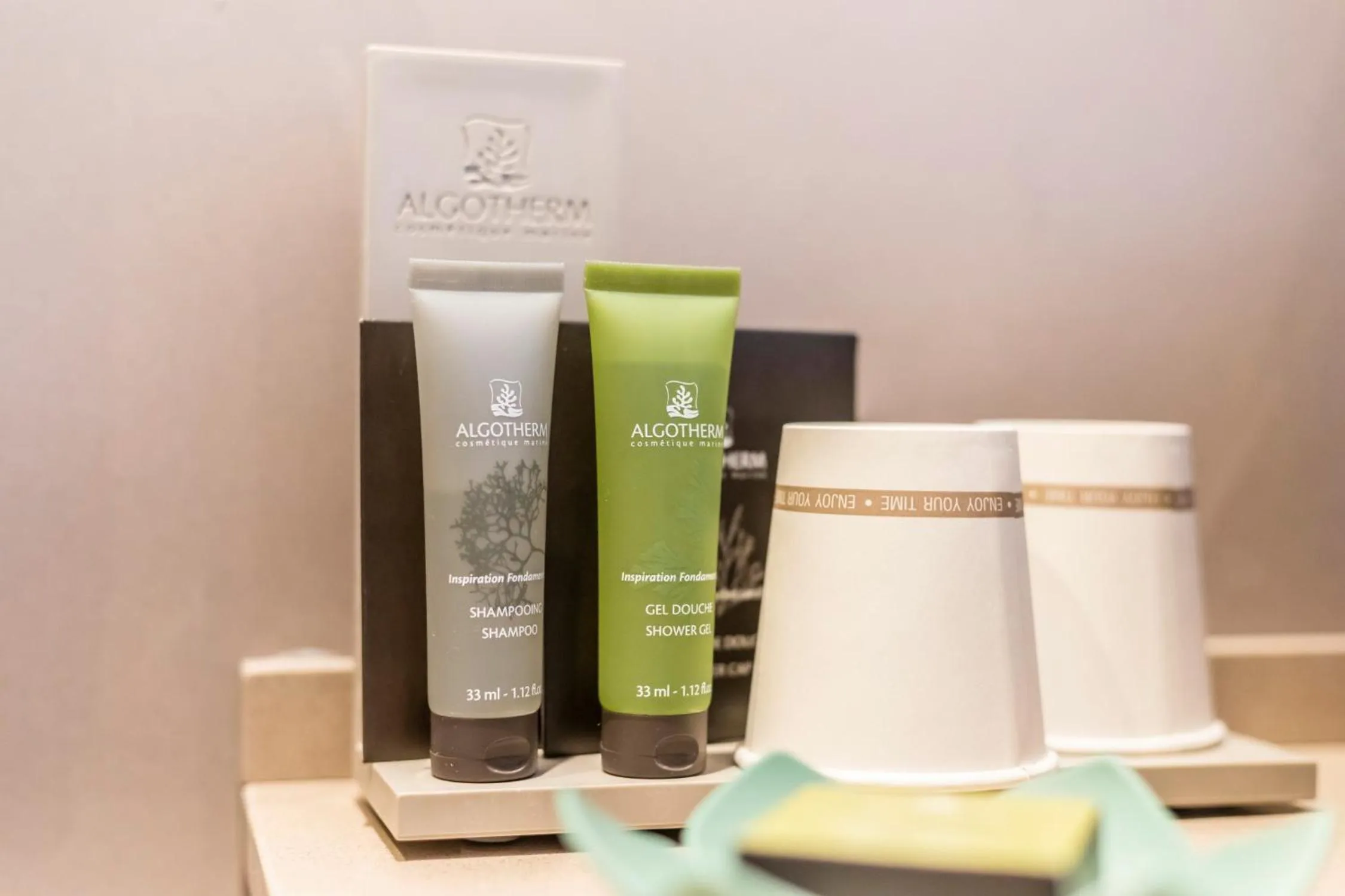 Bathroom in SOLMARIS TROPEA City Center - Rooms & Suites - Private Parking