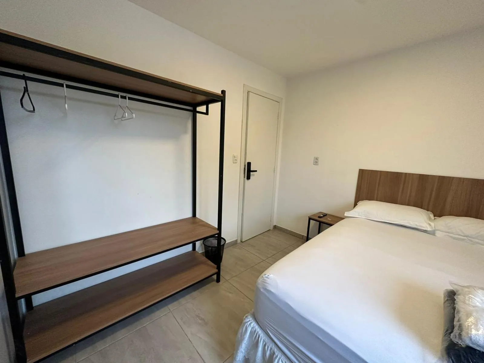 wardrobe in WS SUÍTES HOTEL